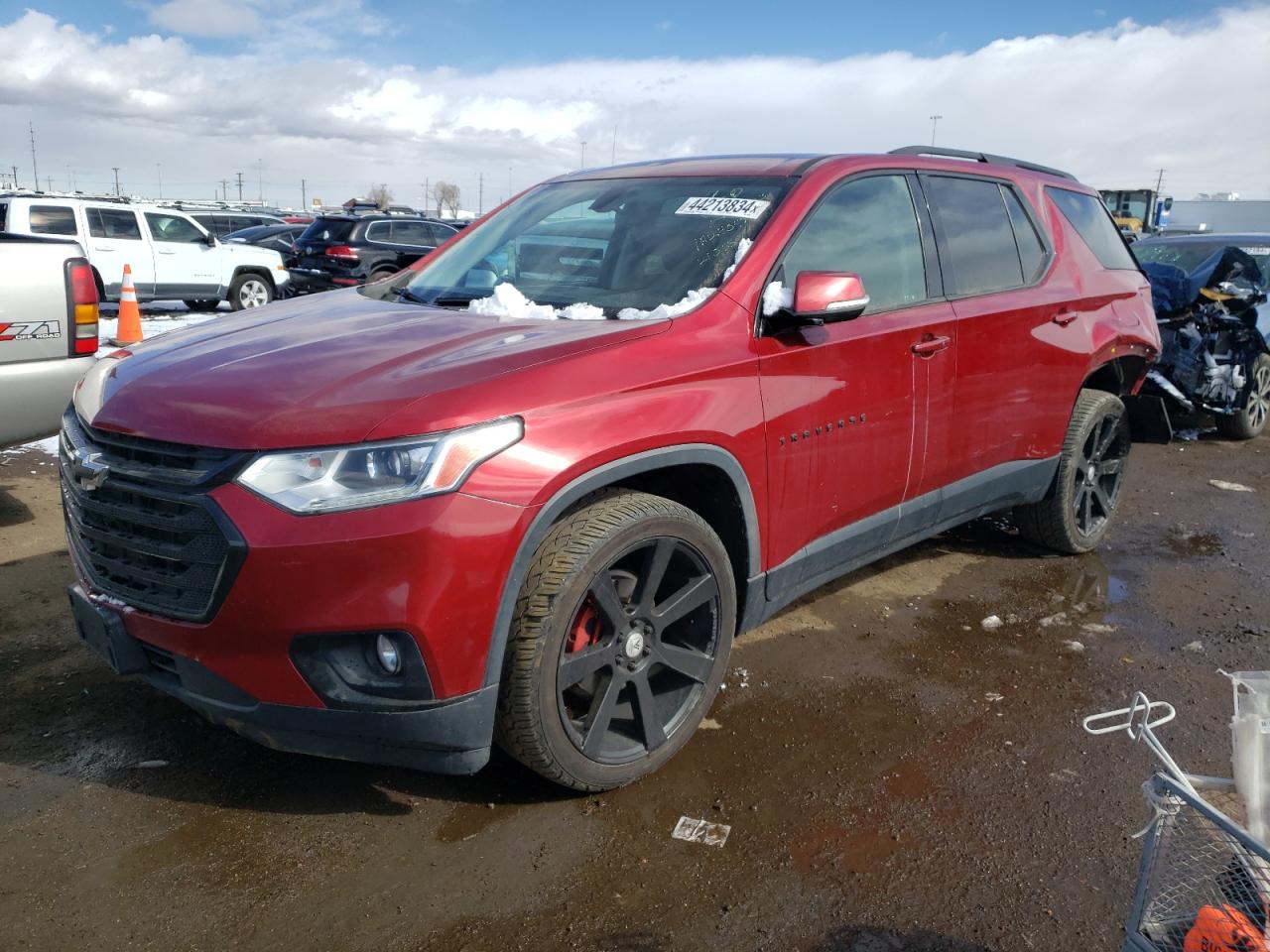 CHEVROLET TRAVERSE 2019 1gnergkw3kj152882