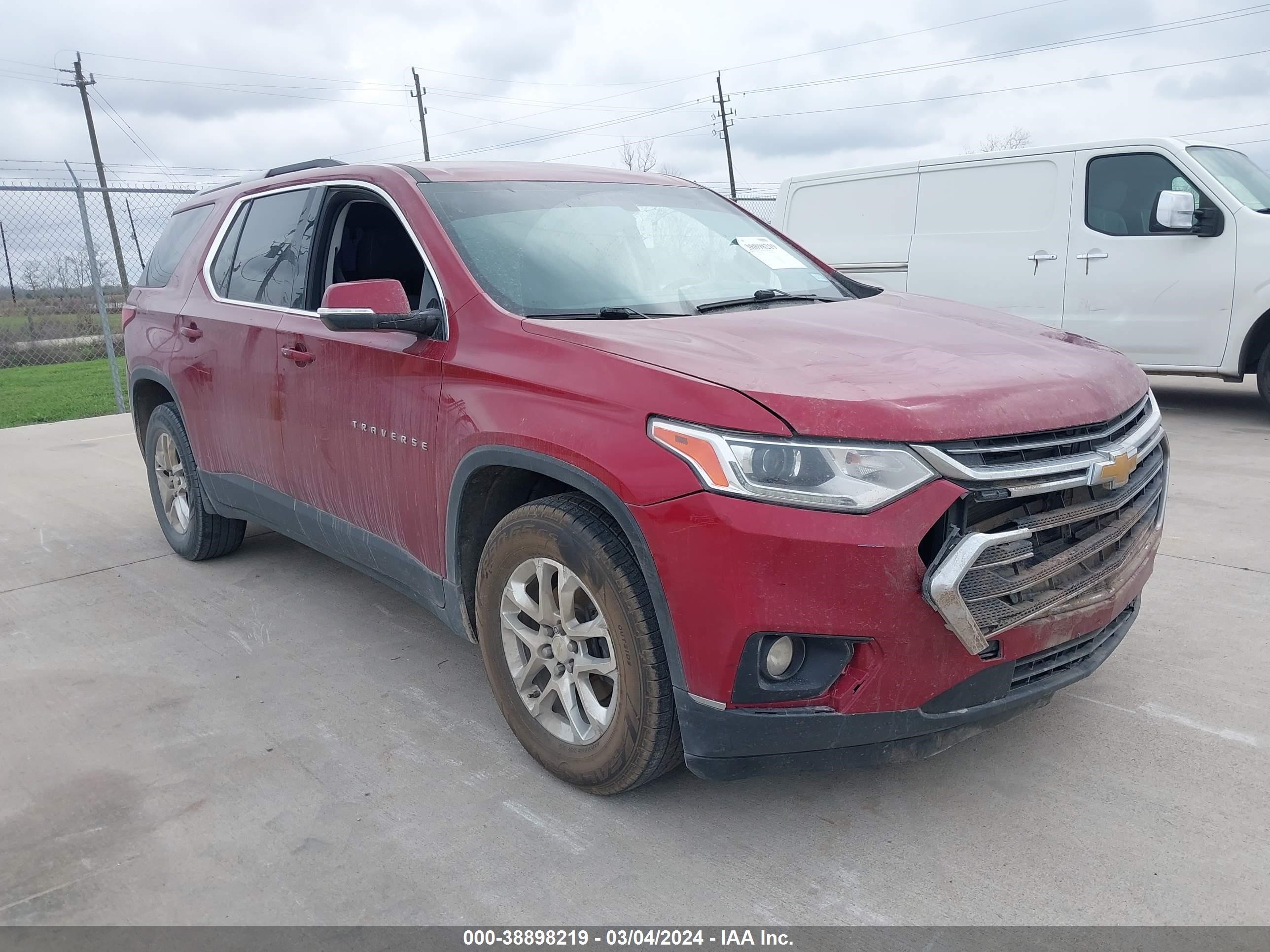 CHEVROLET TRAVERSE 2018 1gnergkw4jj212263