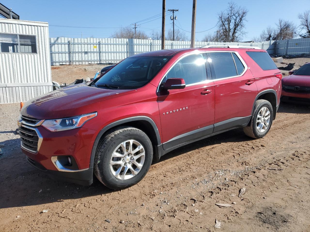 CHEVROLET TRAVERSE 2018 1gnergkw4jj242881