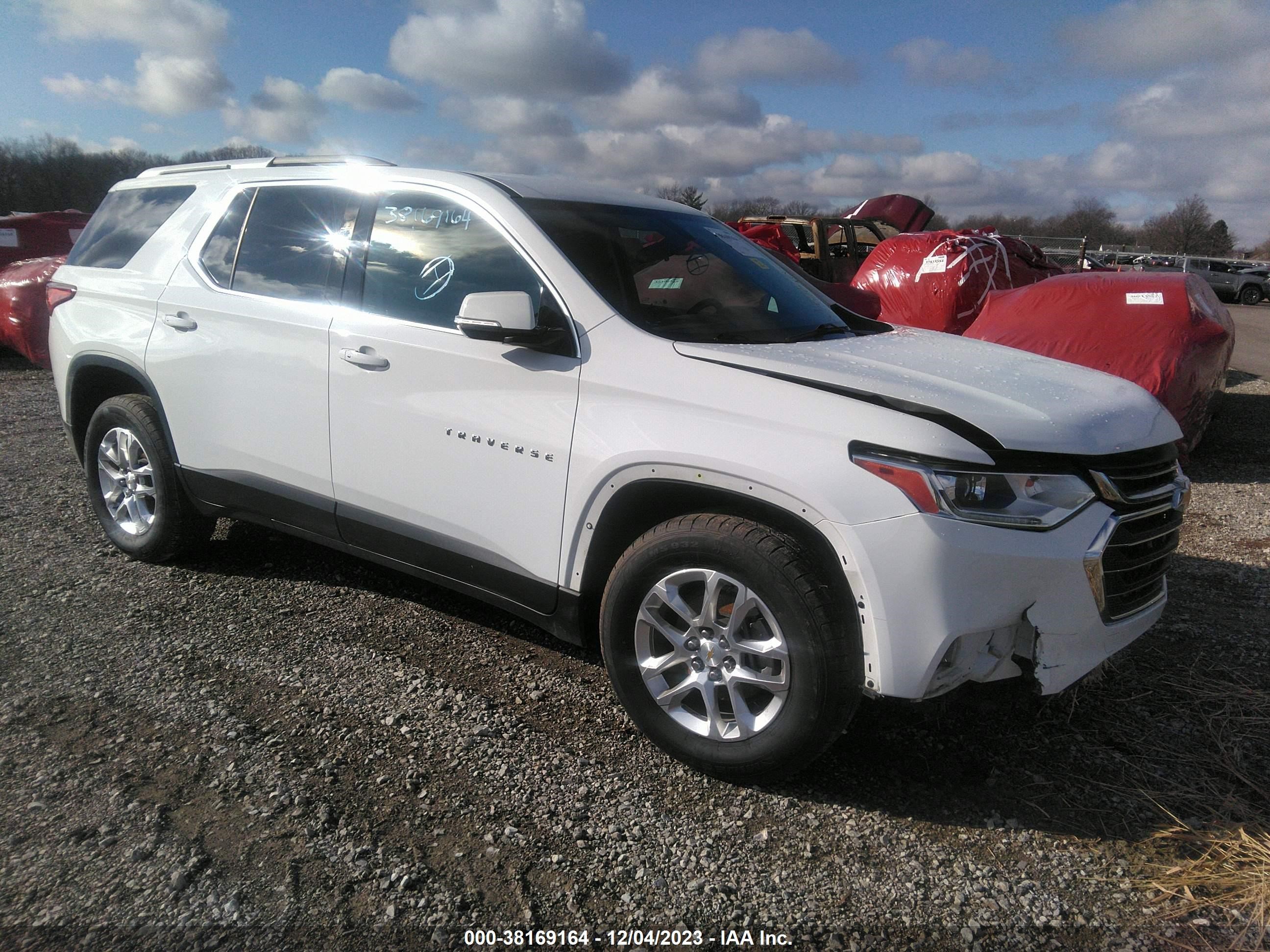 CHEVROLET TRAVERSE 2018 1gnergkw5jj103410