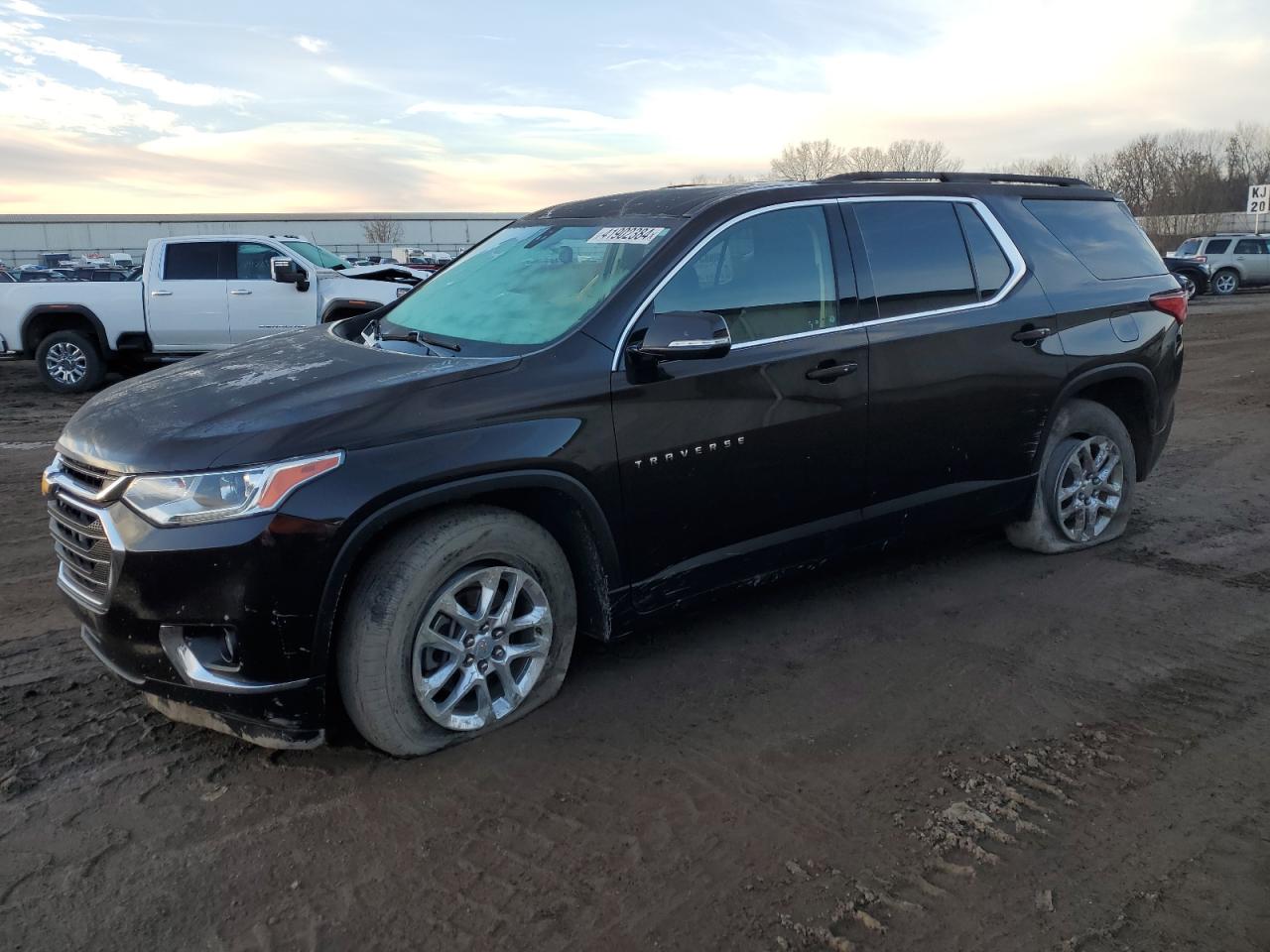 CHEVROLET TRAVERSE 2019 1gnergkw5kj143231