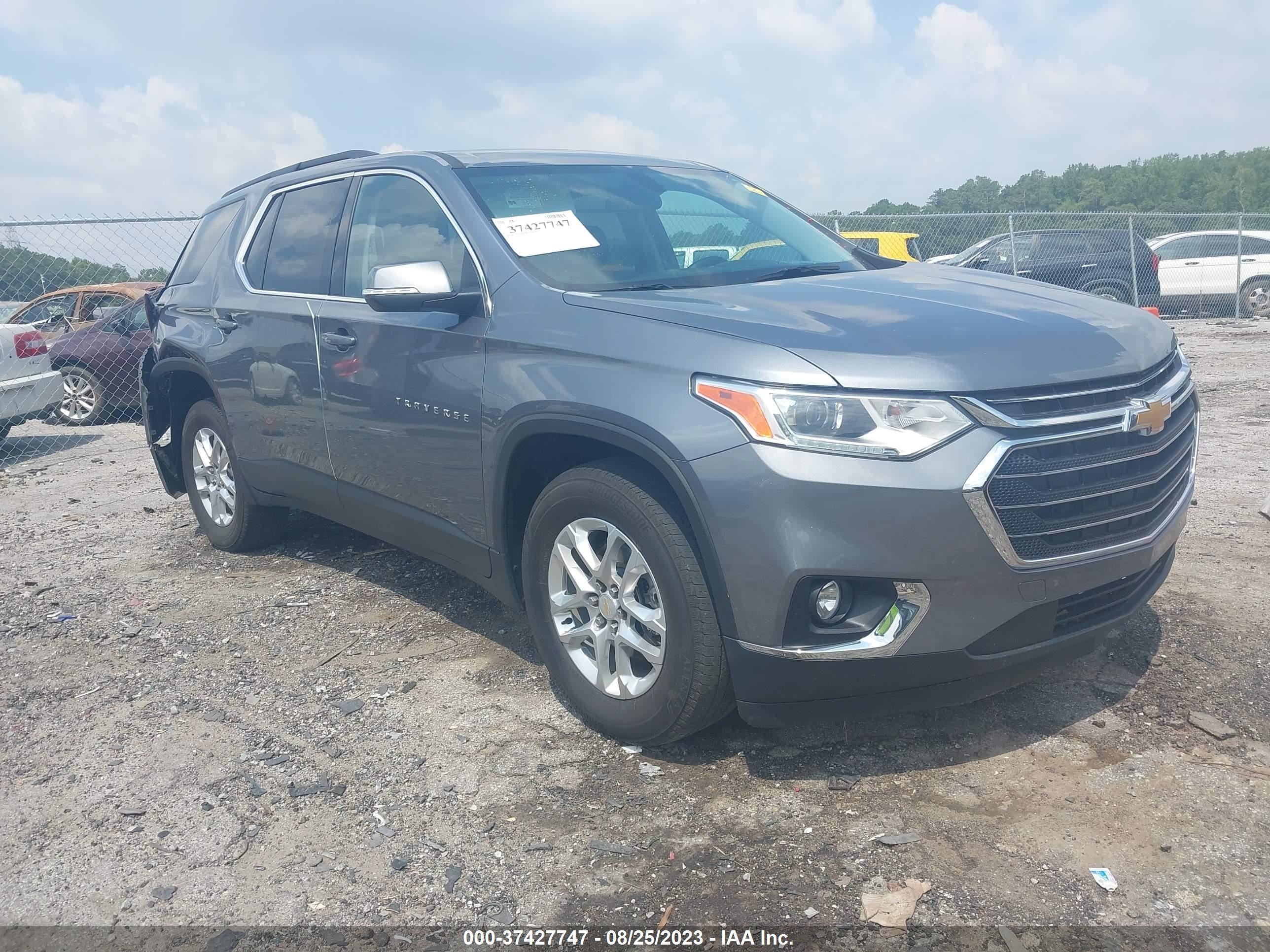 CHEVROLET TRAVERSE 2021 1gnergkw6mj137960