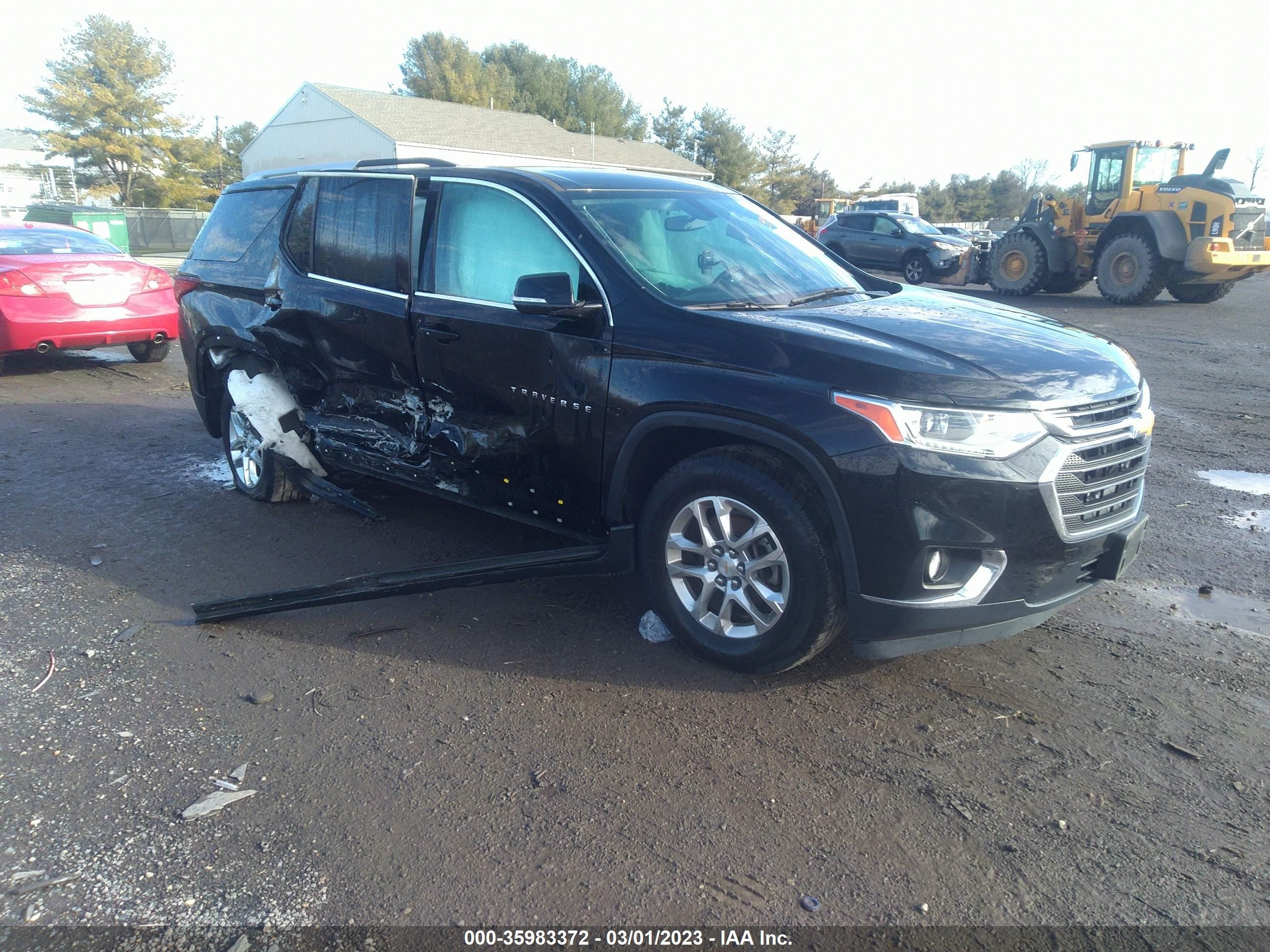 CHEVROLET TRAVERSE 2018 1gnergkw7jj114070