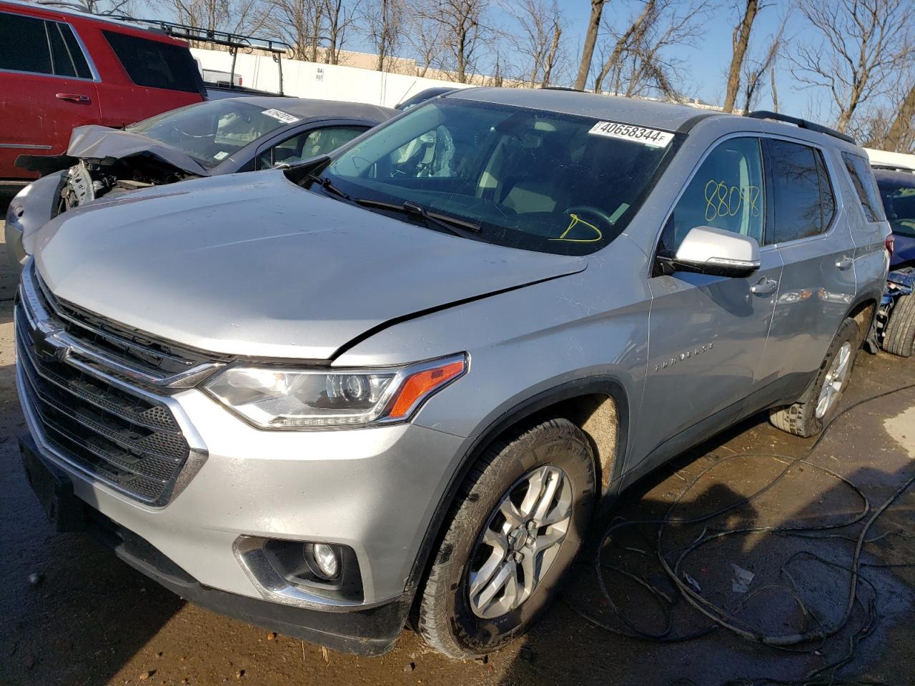 CHEVROLET TRAVERSE 2019 1gnergkw8kj304414