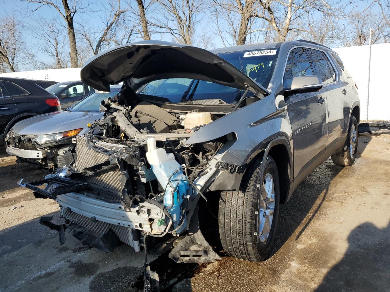 CHEVROLET TRAVERSE 2019 1gnergkw9kj223972