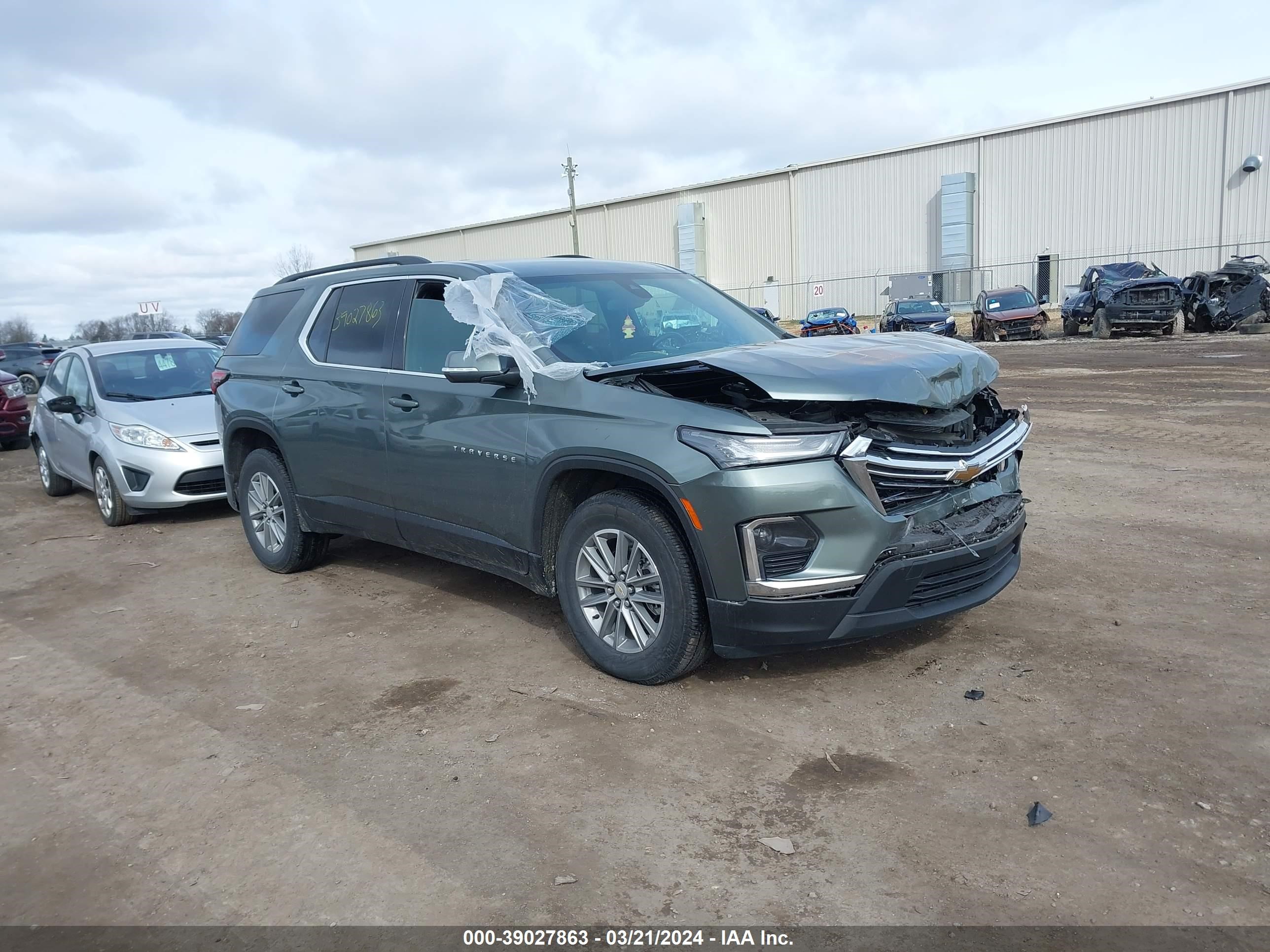 CHEVROLET TRAVERSE 2022 1gnergkw9nj182070