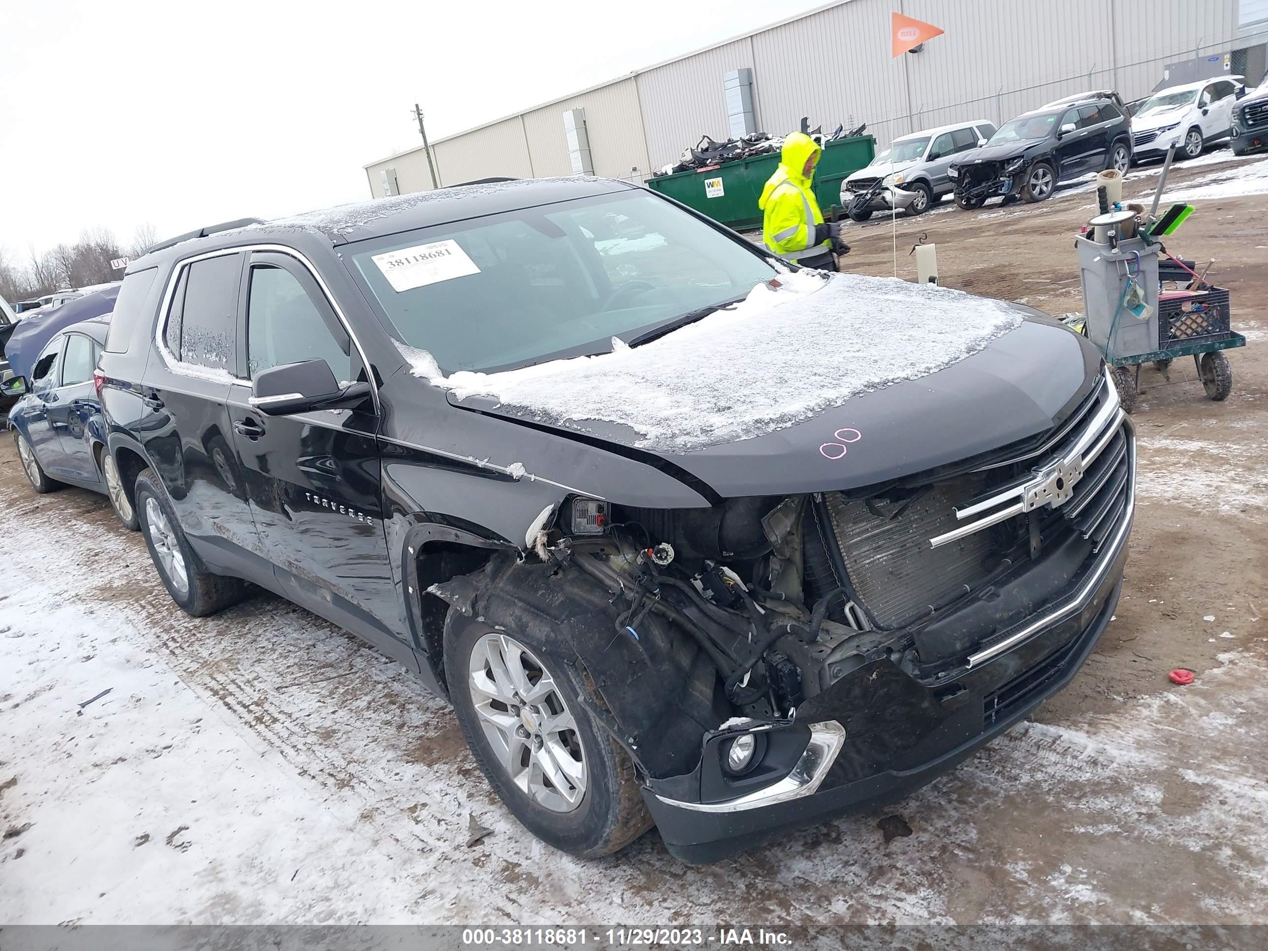 CHEVROLET TRAVERSE 2019 1gnergkwxkj223222