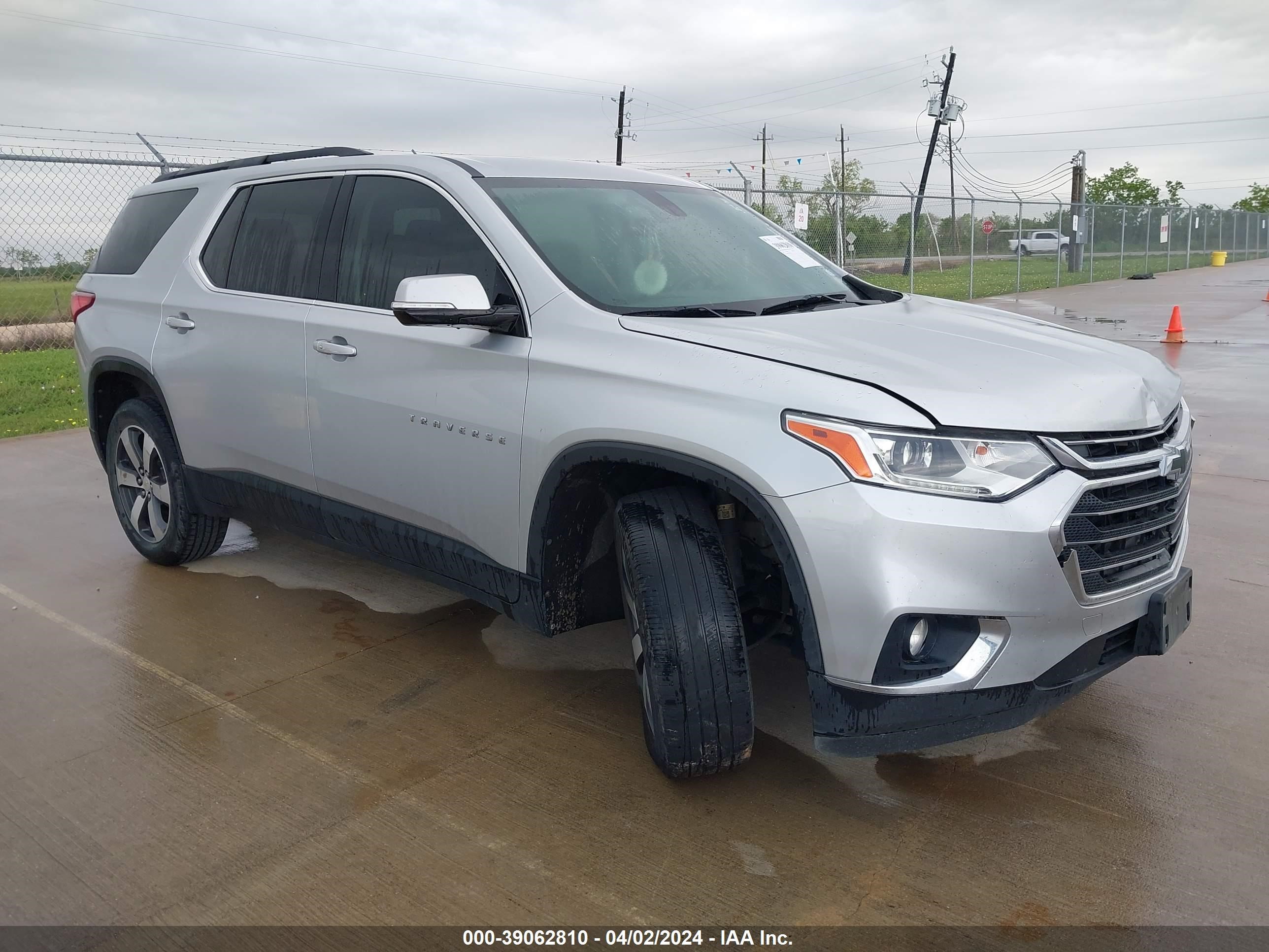 CHEVROLET TRAVERSE 2019 1gnerhkw2kj168366