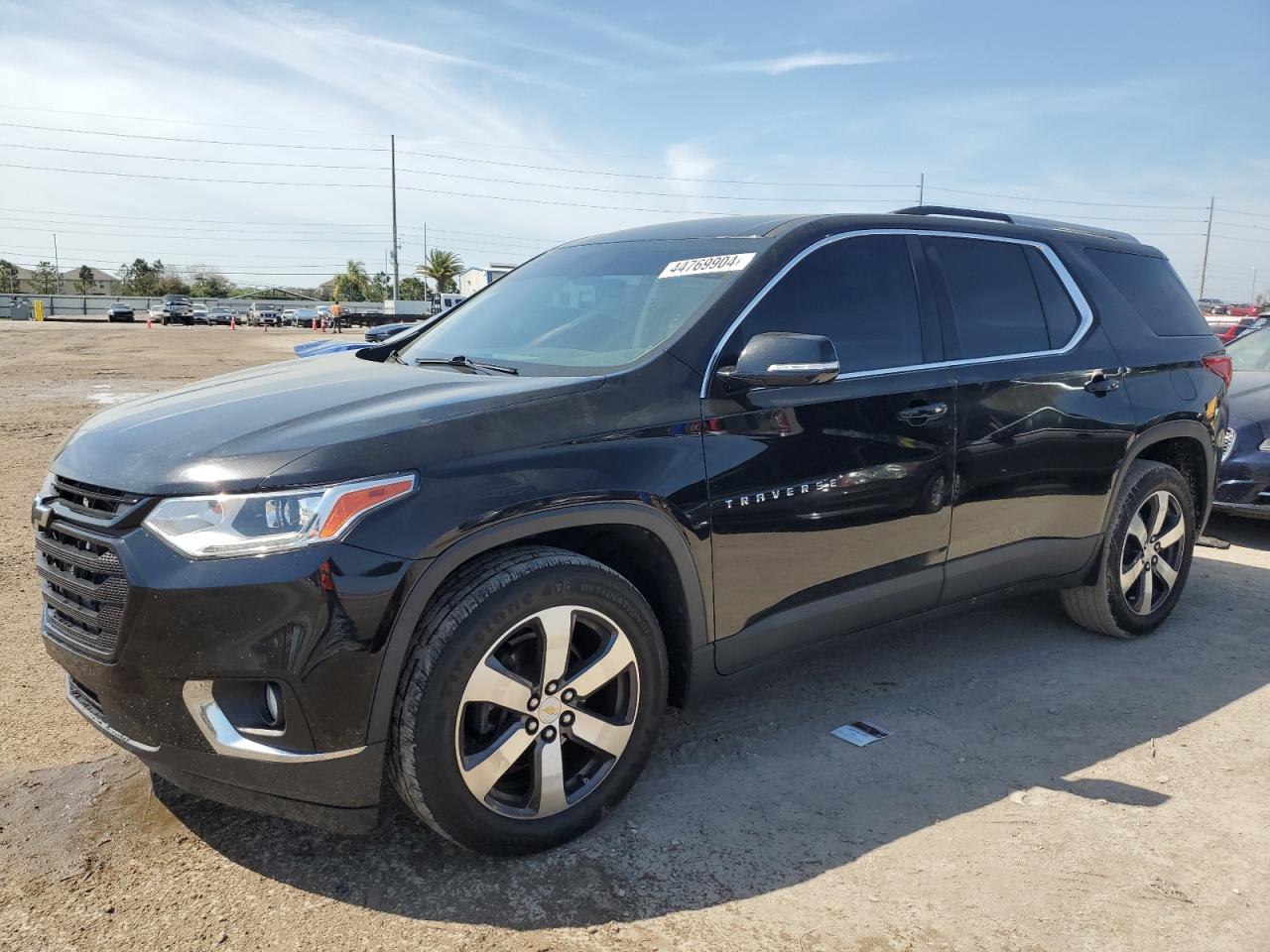 CHEVROLET TRAVERSE 2018 1gnerhkw8jj183856