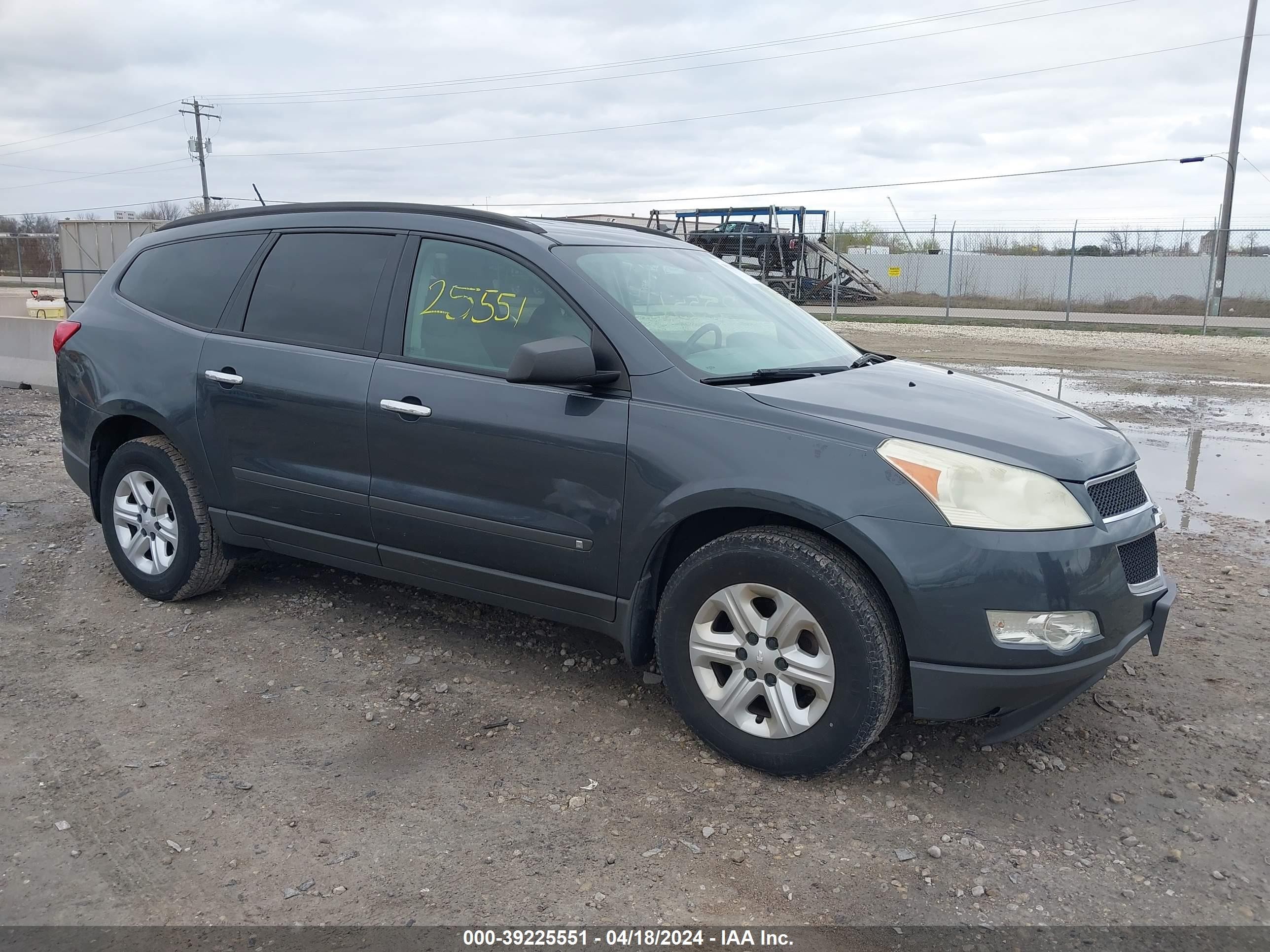 CHEVROLET TRAVERSE 2009 1gnev13dx9s100658