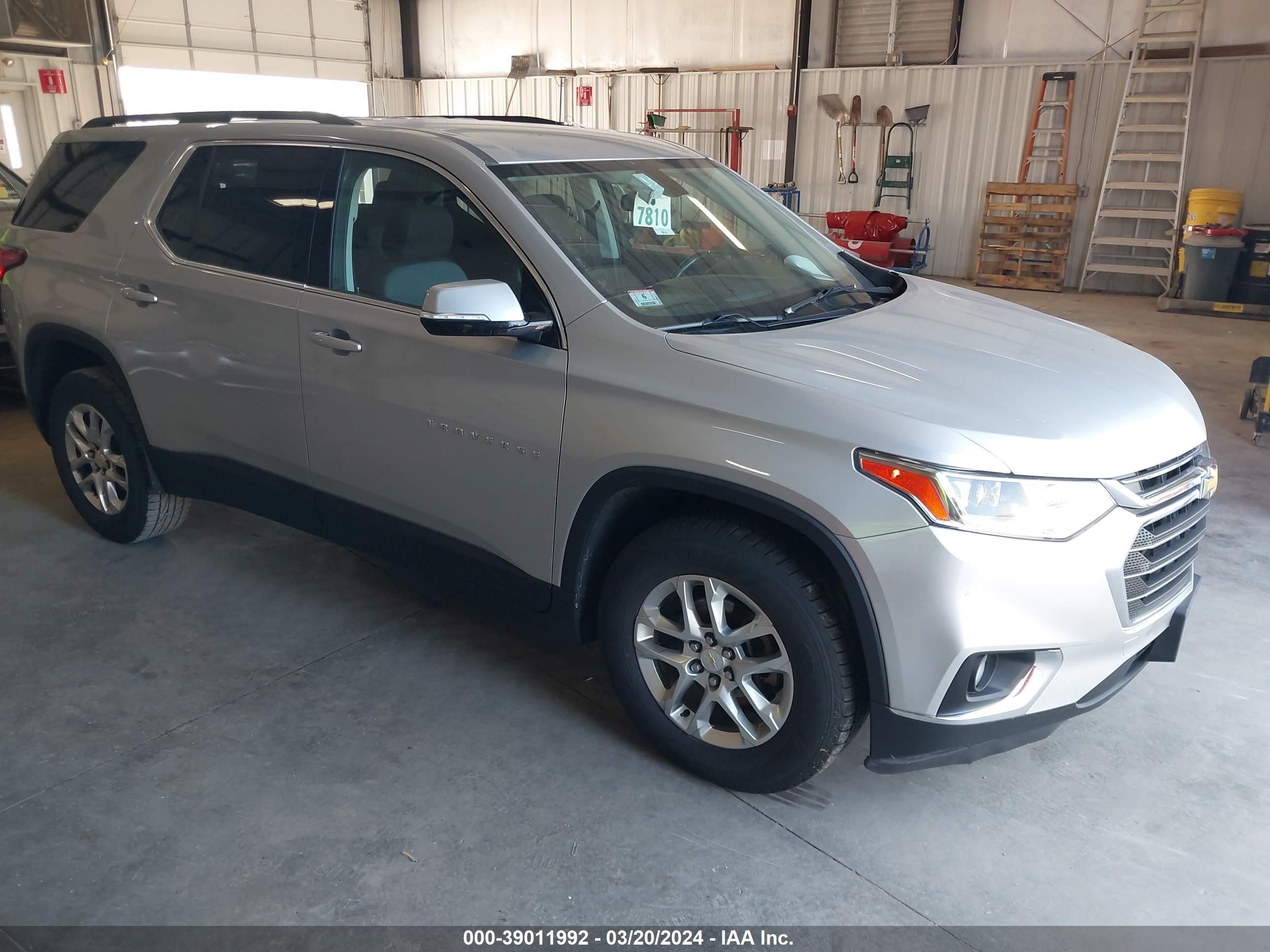 CHEVROLET TRAVERSE 2019 1gnevgkw0kj167576