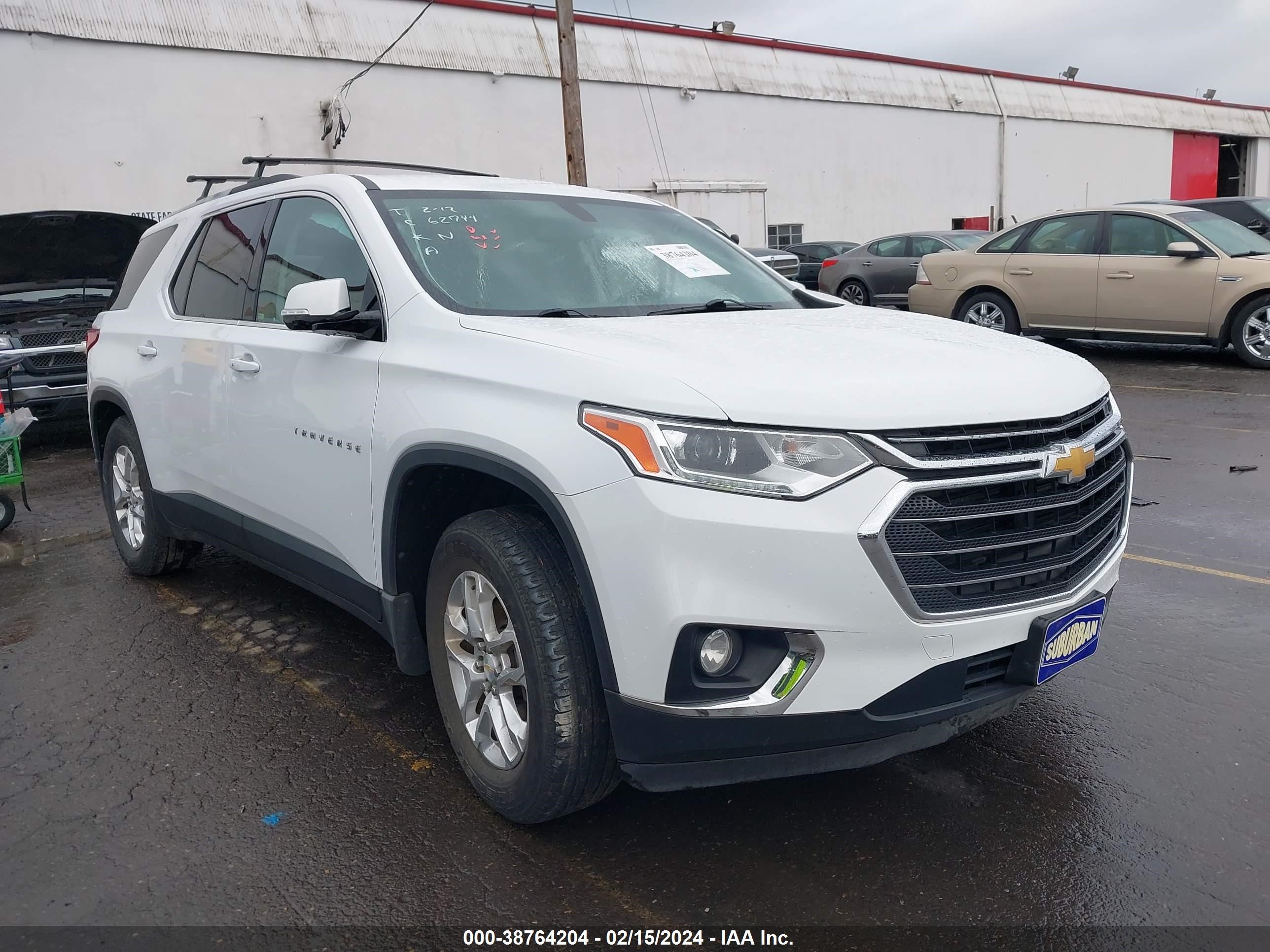 CHEVROLET TRAVERSE 2018 1gnevgkw2jj268648