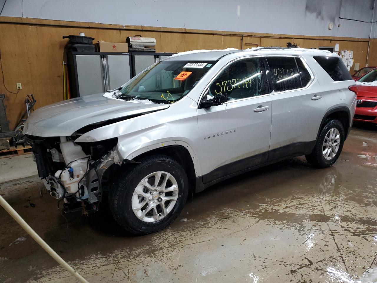 CHEVROLET TRAVERSE 2018 1gnevgkw9jj115409