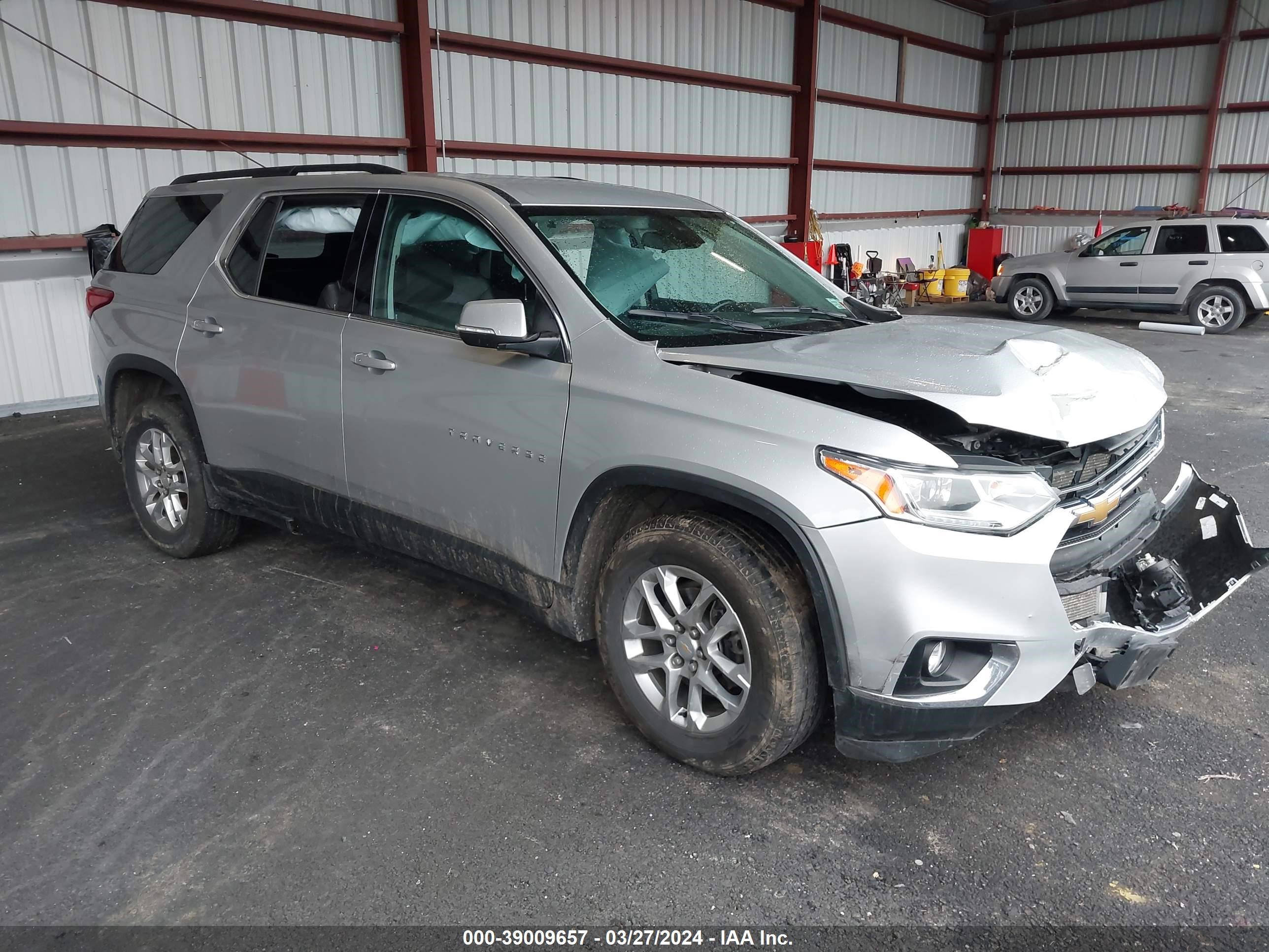 CHEVROLET TRAVERSE 2021 1gnevhkw0mj184886