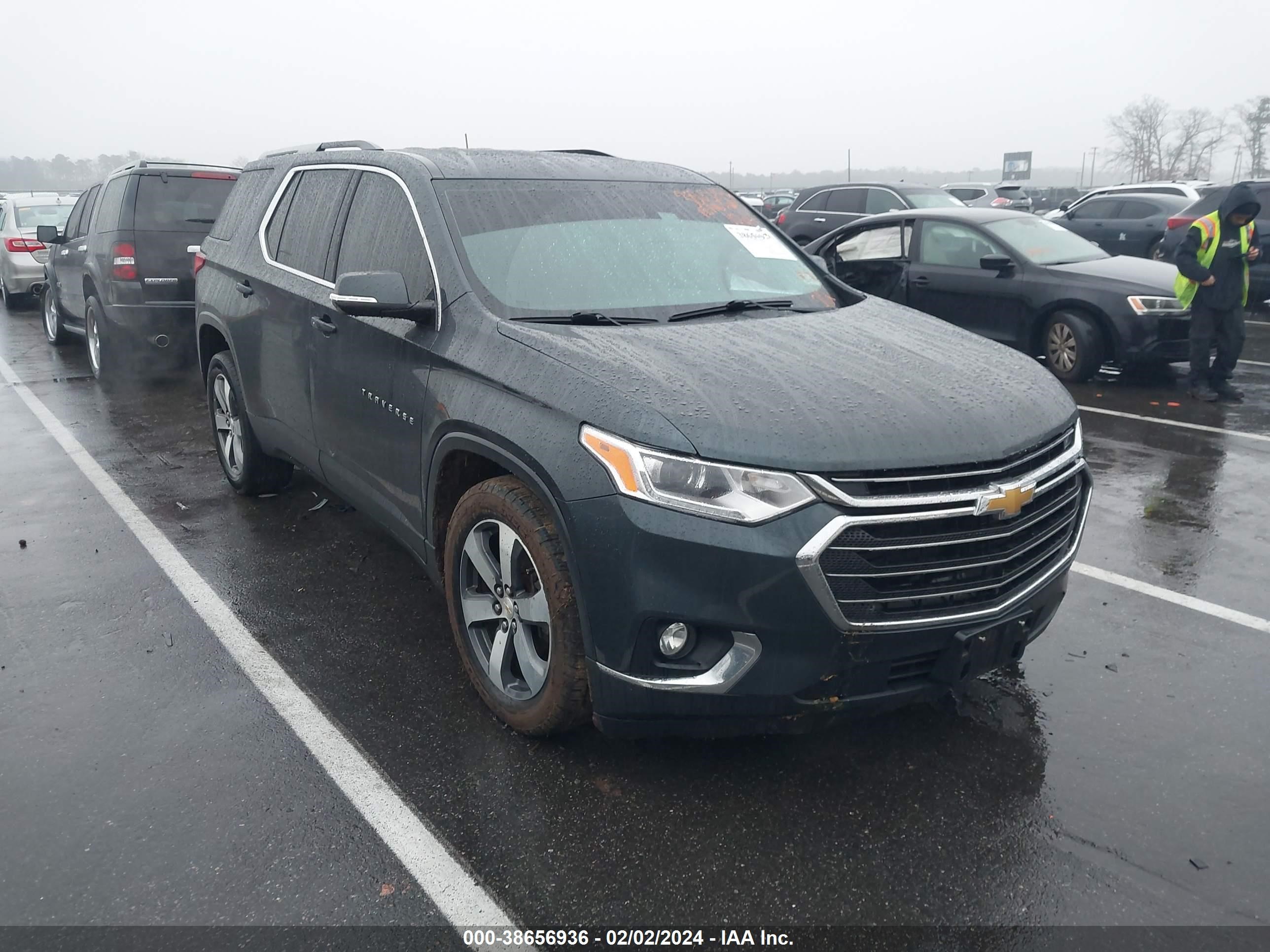 CHEVROLET TRAVERSE 2018 1gnevhkw5jj159414