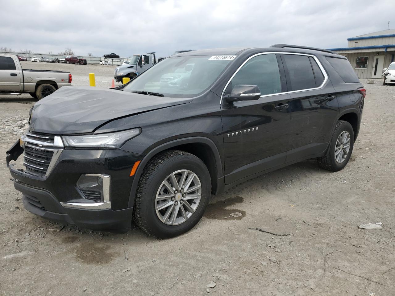 CHEVROLET TRAVERSE 2022 1gnevhkw7nj114741