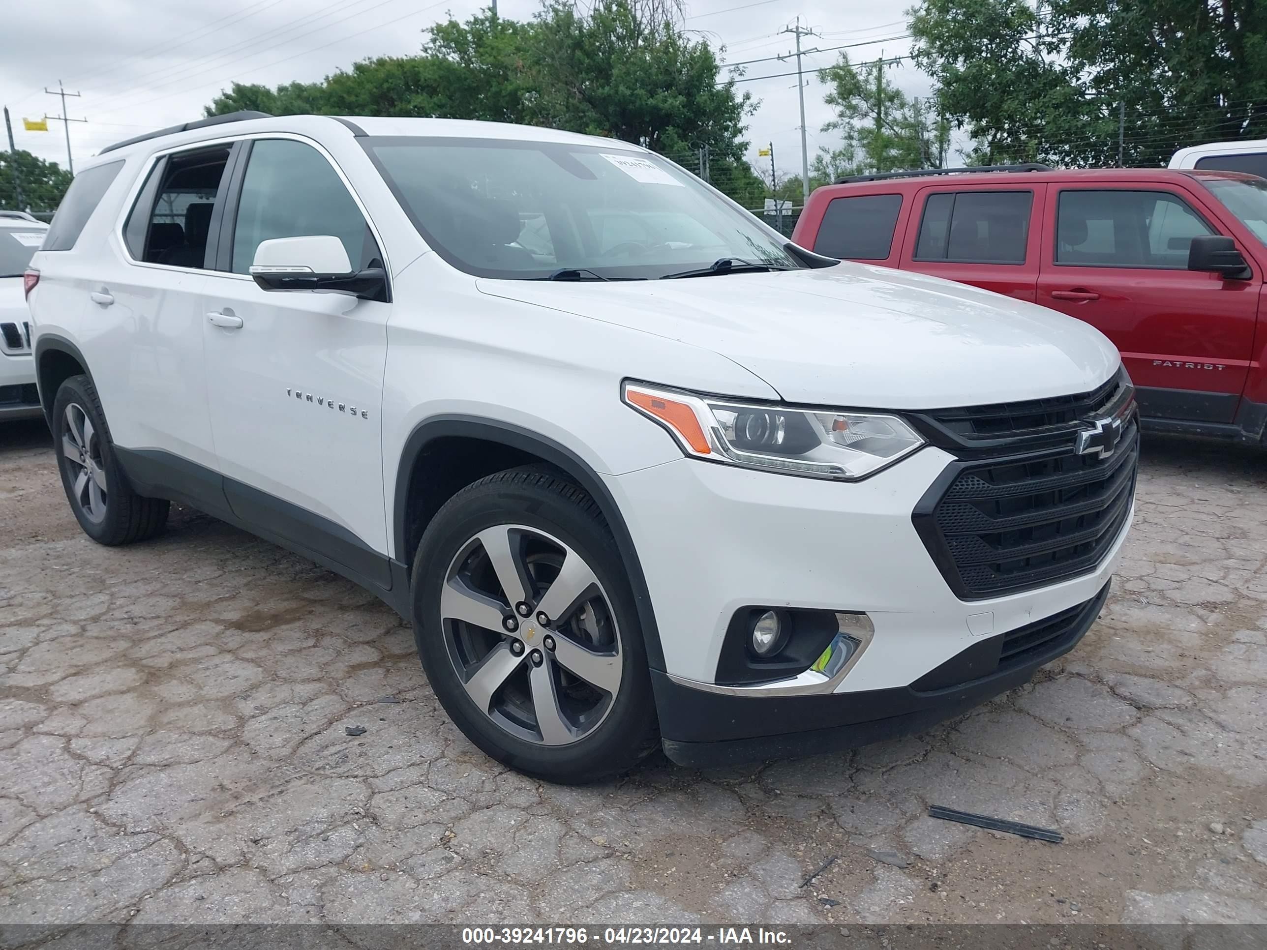 CHEVROLET TRAVERSE 2019 1gnevhkw9kj177657