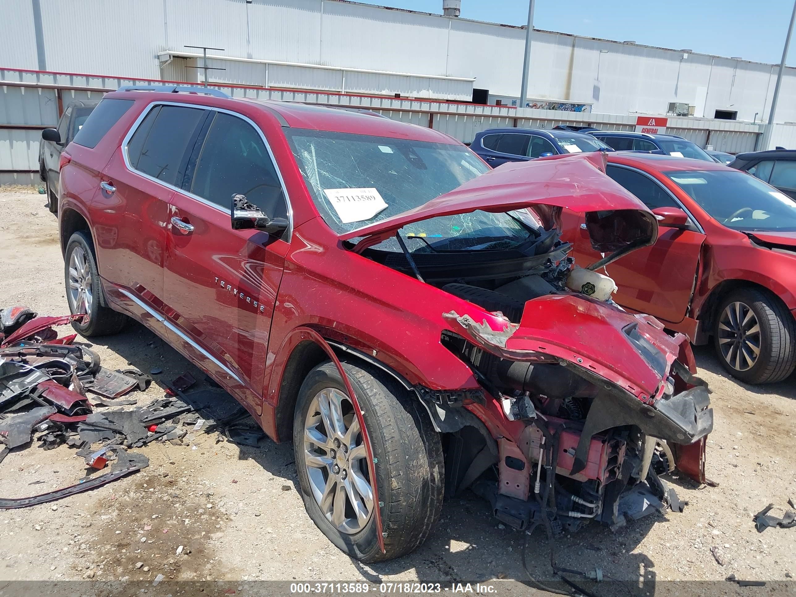 CHEVROLET TRAVERSE 2019 1gnevjkw0kj181376