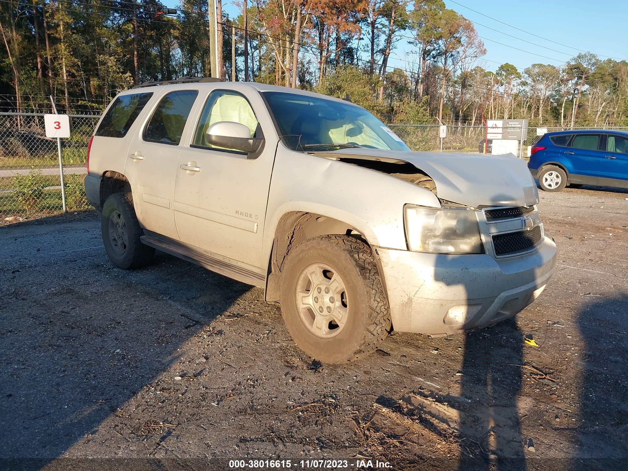 CHEVROLET TAHOE 2007 1gnfc13017r316782