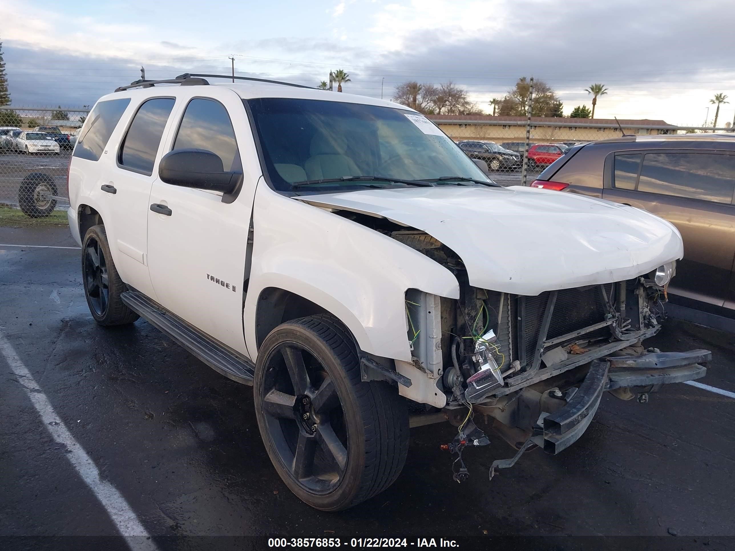 CHEVROLET TAHOE 2007 1gnfc13037r194877