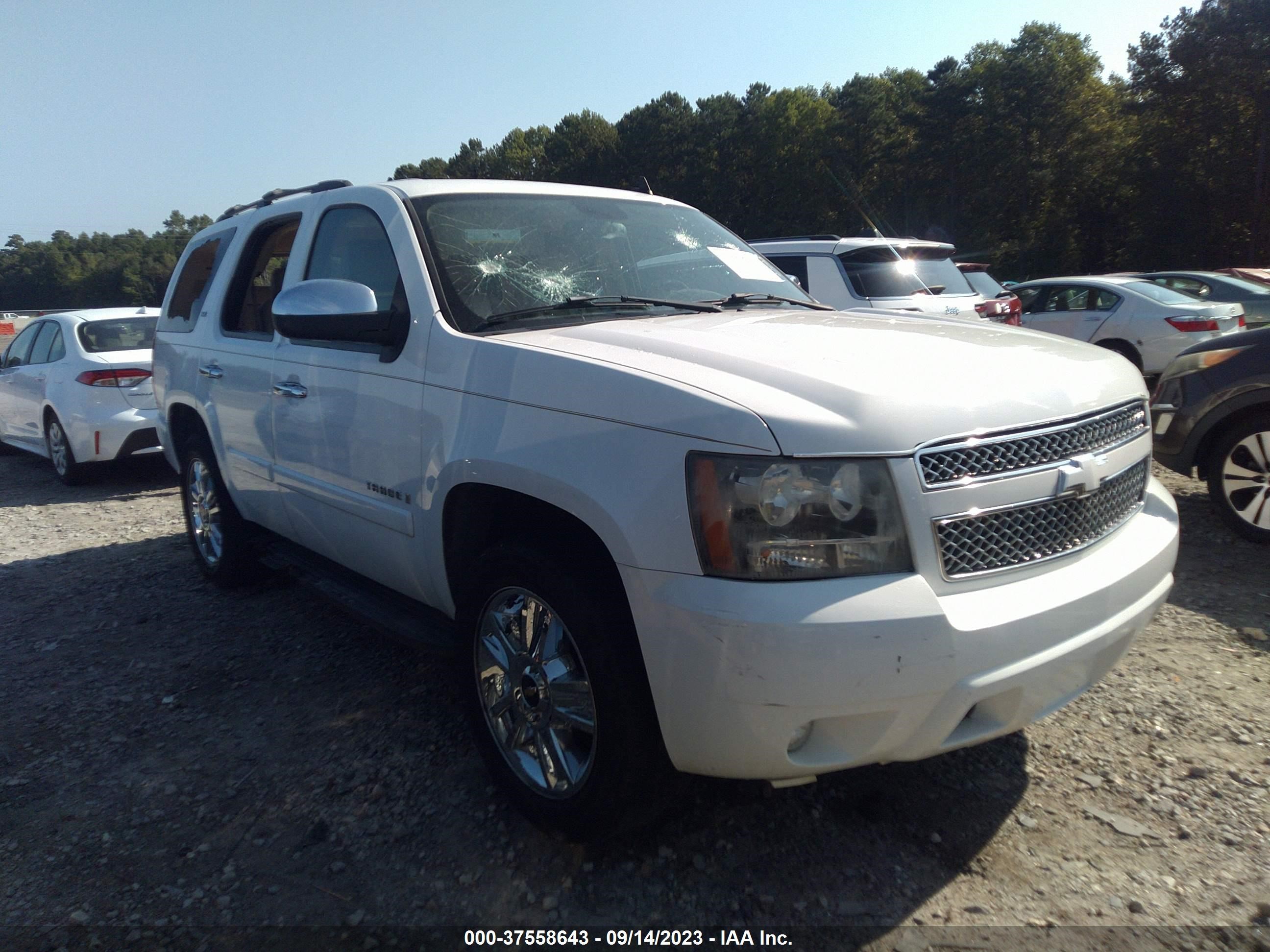 CHEVROLET TAHOE 2008 1gnfc13038r113247