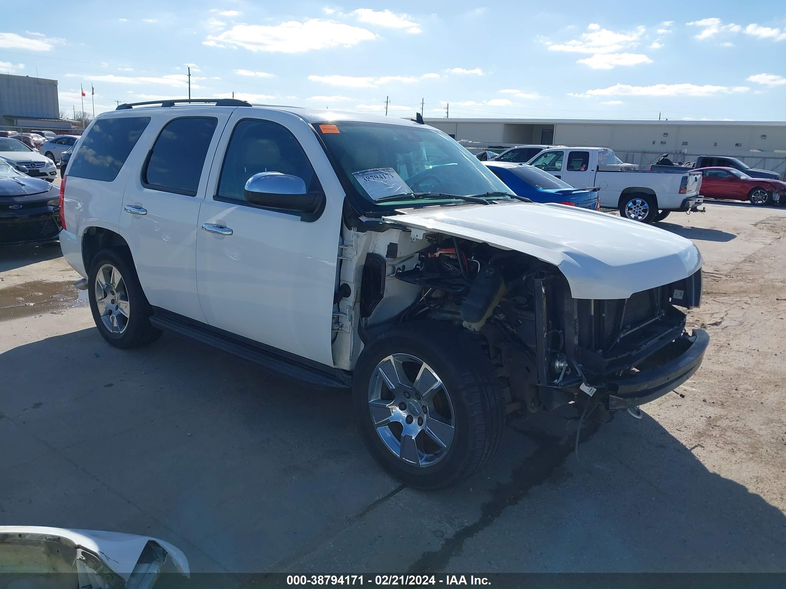 CHEVROLET TAHOE 2008 1gnfc13038r155417