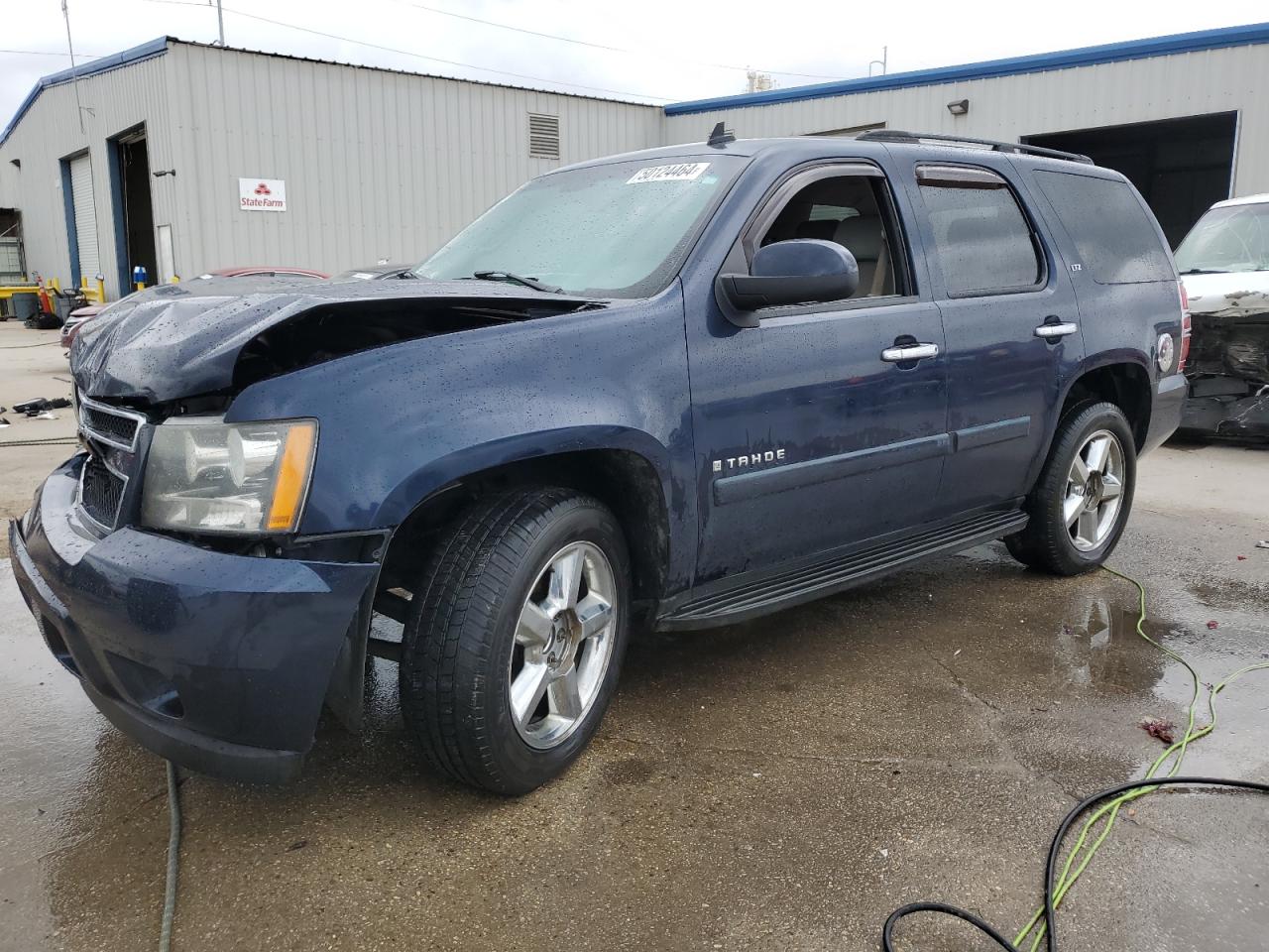 CHEVROLET TAHOE 2007 1gnfc13047r128256