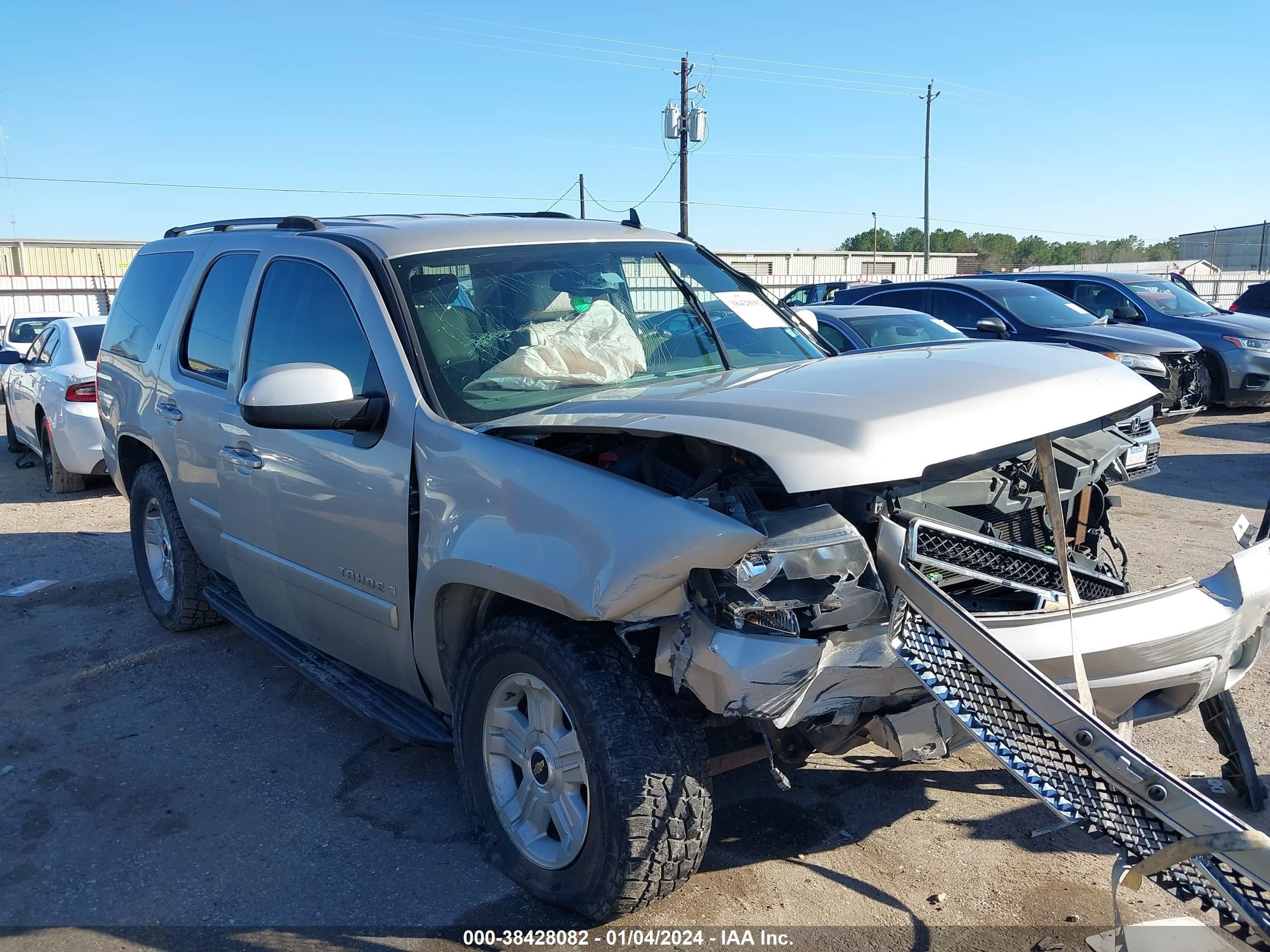 CHEVROLET TAHOE 2007 1gnfc13047r253919