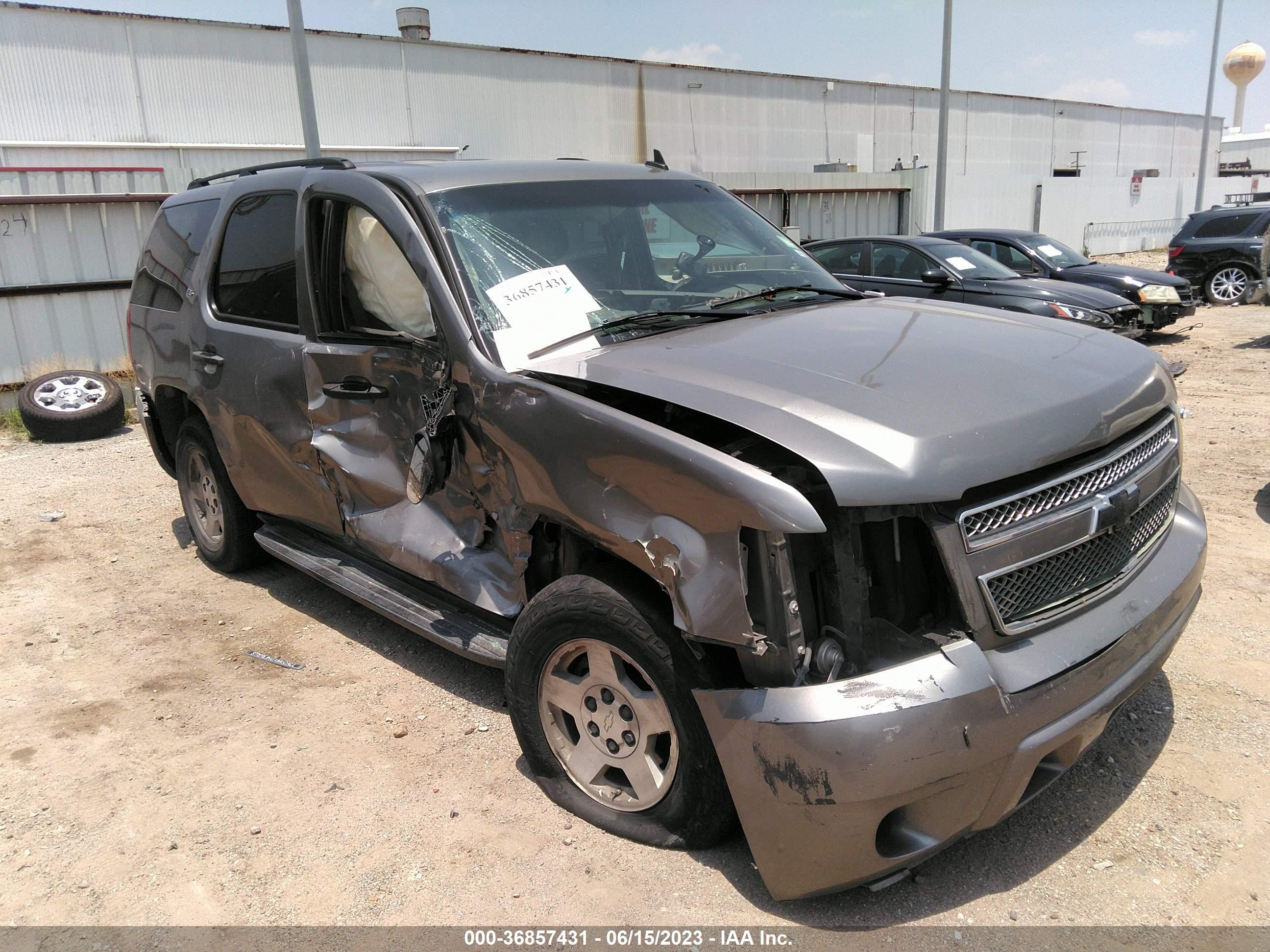 CHEVROLET TAHOE 2008 1gnfc13048r177636