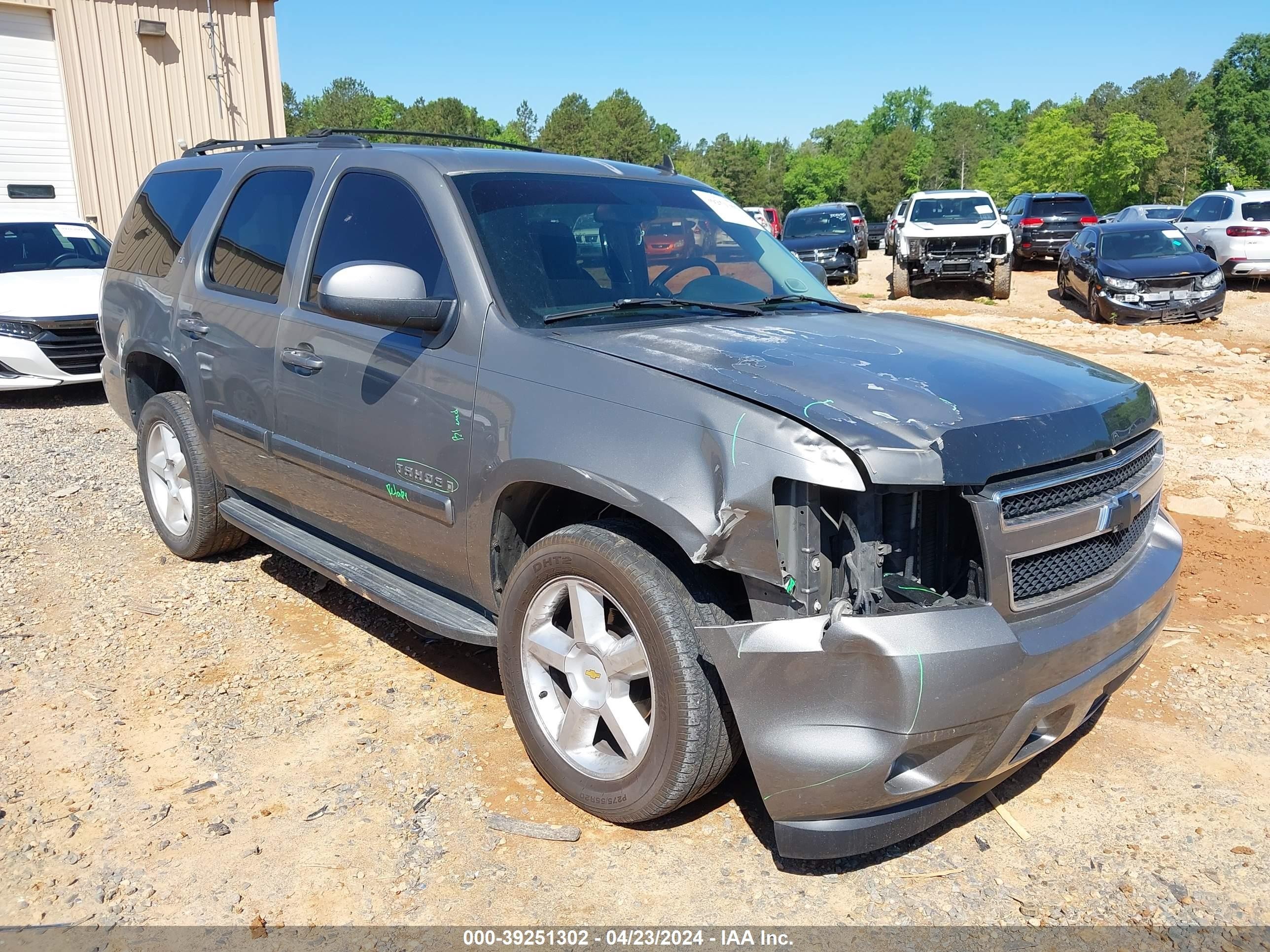 CHEVROLET TAHOE 2007 1gnfc13067j338226