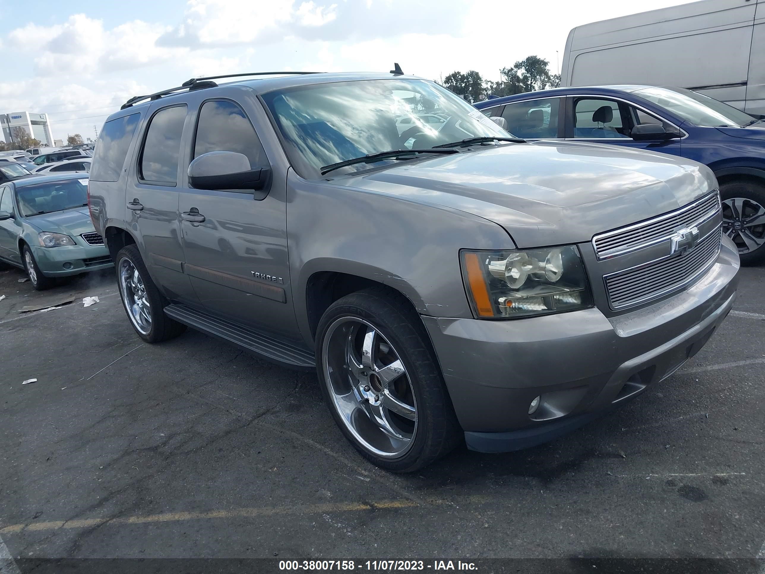 CHEVROLET TAHOE 2007 1gnfc13067r300836