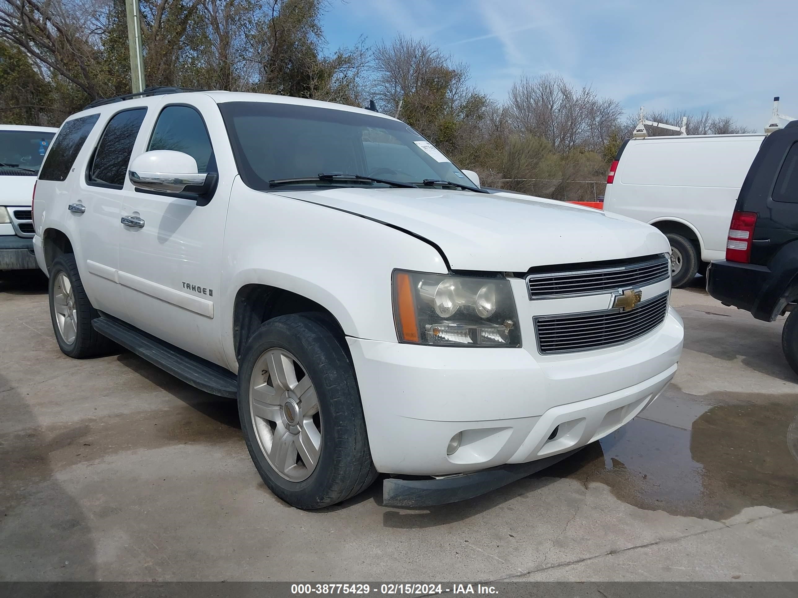 CHEVROLET TAHOE 2008 1gnfc13068r137736