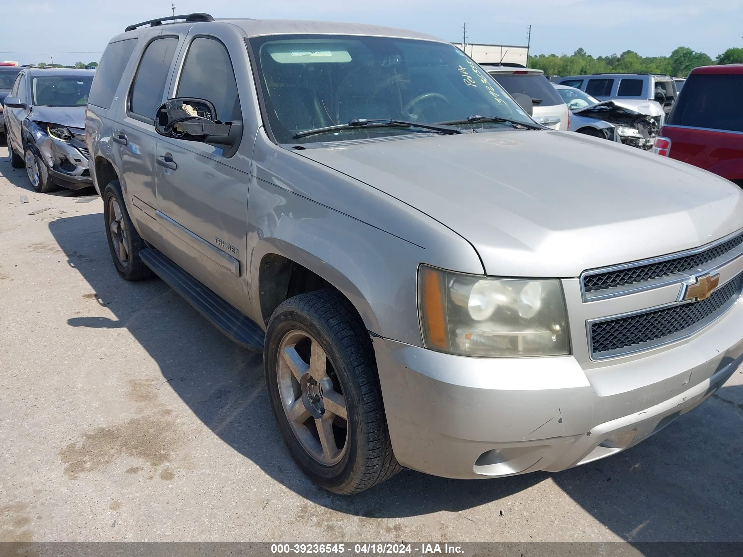 CHEVROLET TAHOE 2007 1gnfc13087r229591