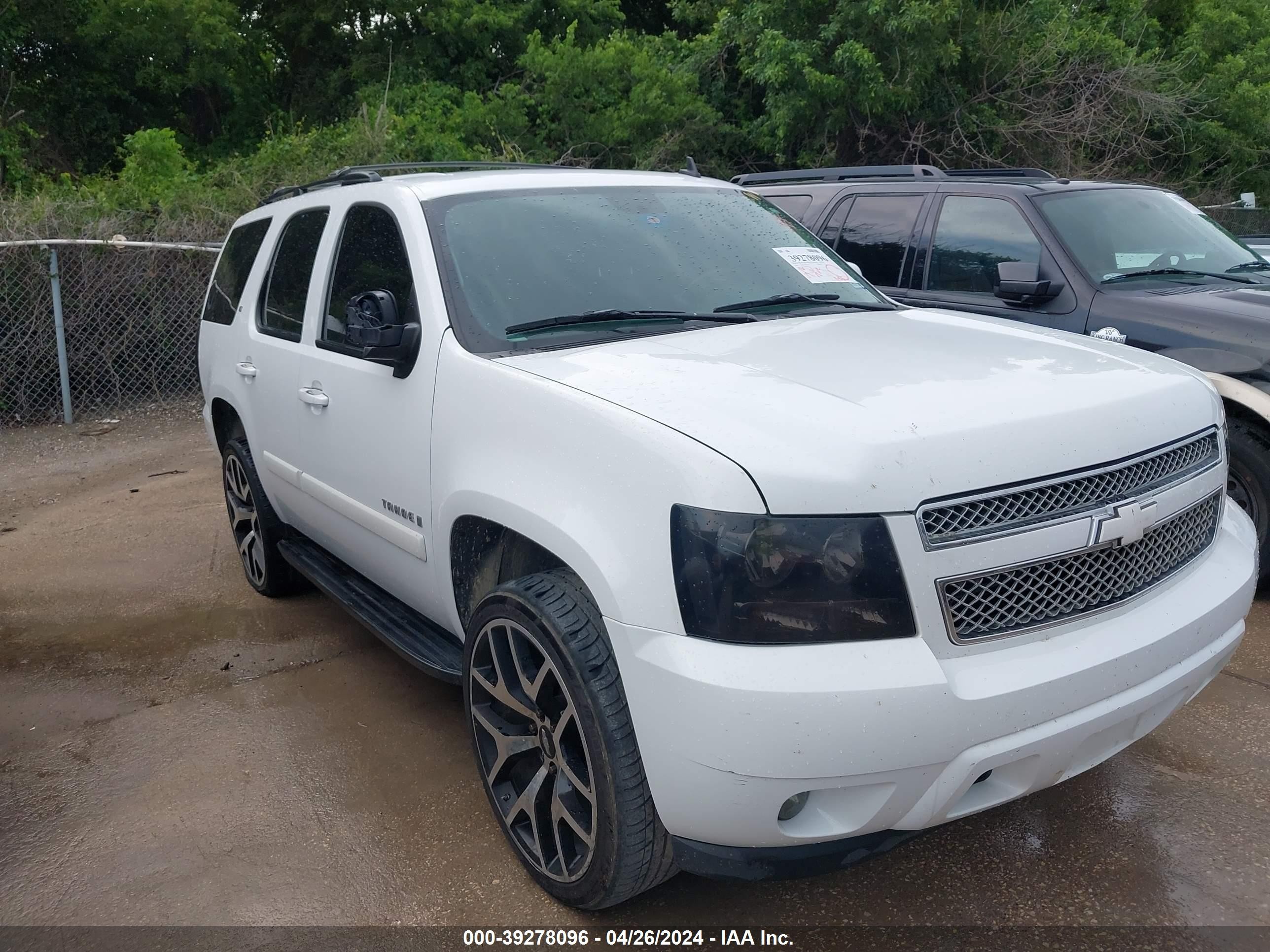 CHEVROLET TAHOE 2008 1gnfc13098r201333