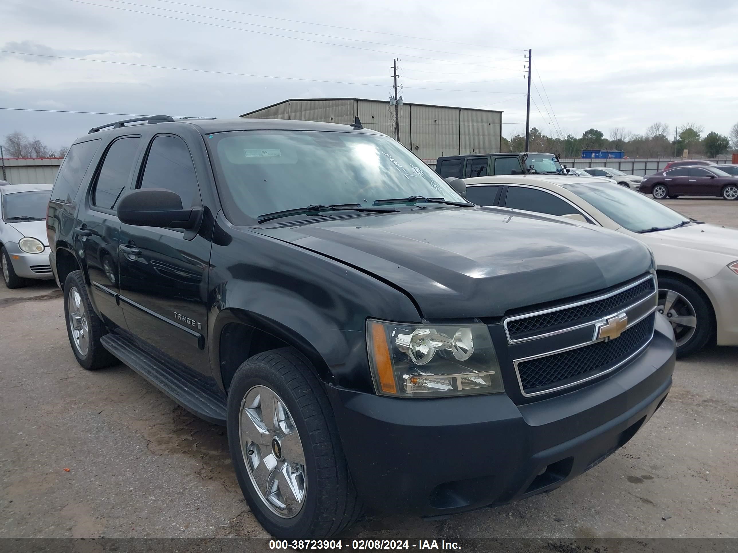 CHEVROLET TAHOE 2008 1gnfc13c28r222339