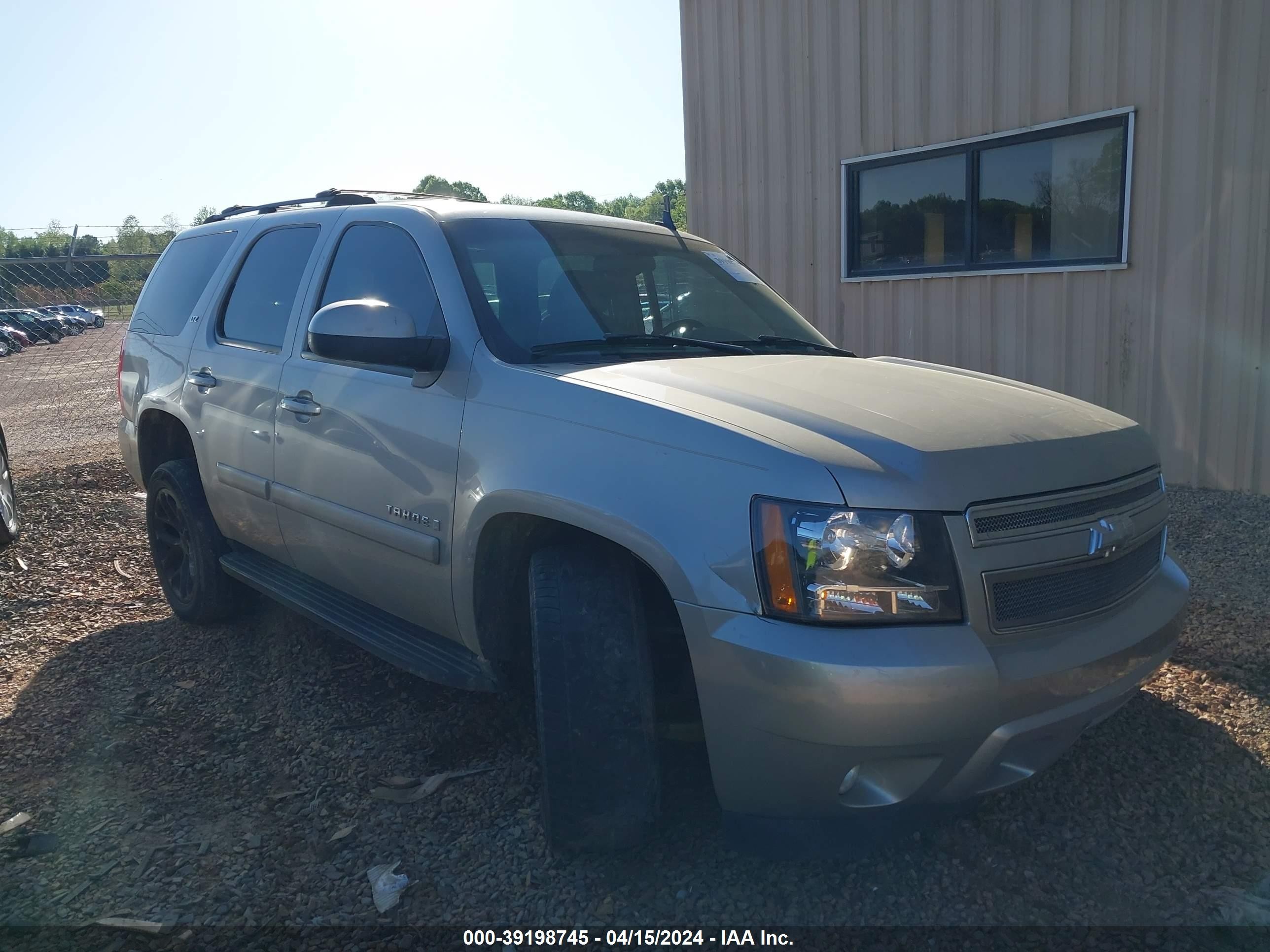 CHEVROLET TAHOE 2007 1gnfc13j27r155190