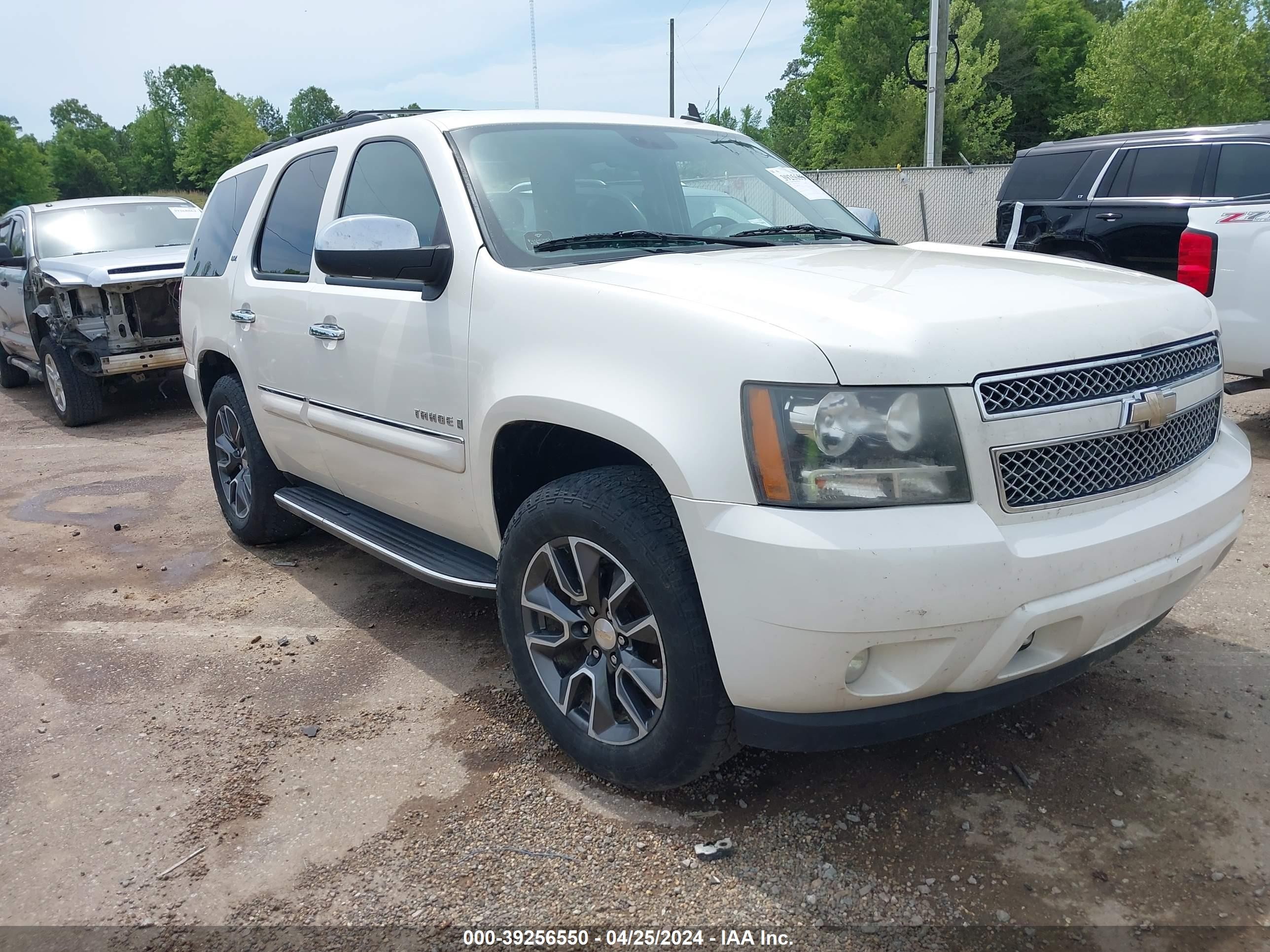 CHEVROLET TAHOE 2008 1gnfc13j38r199703