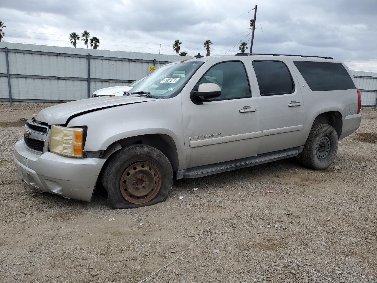 CHEVROLET SUBURBAN 2007 1gnfc16087j191306