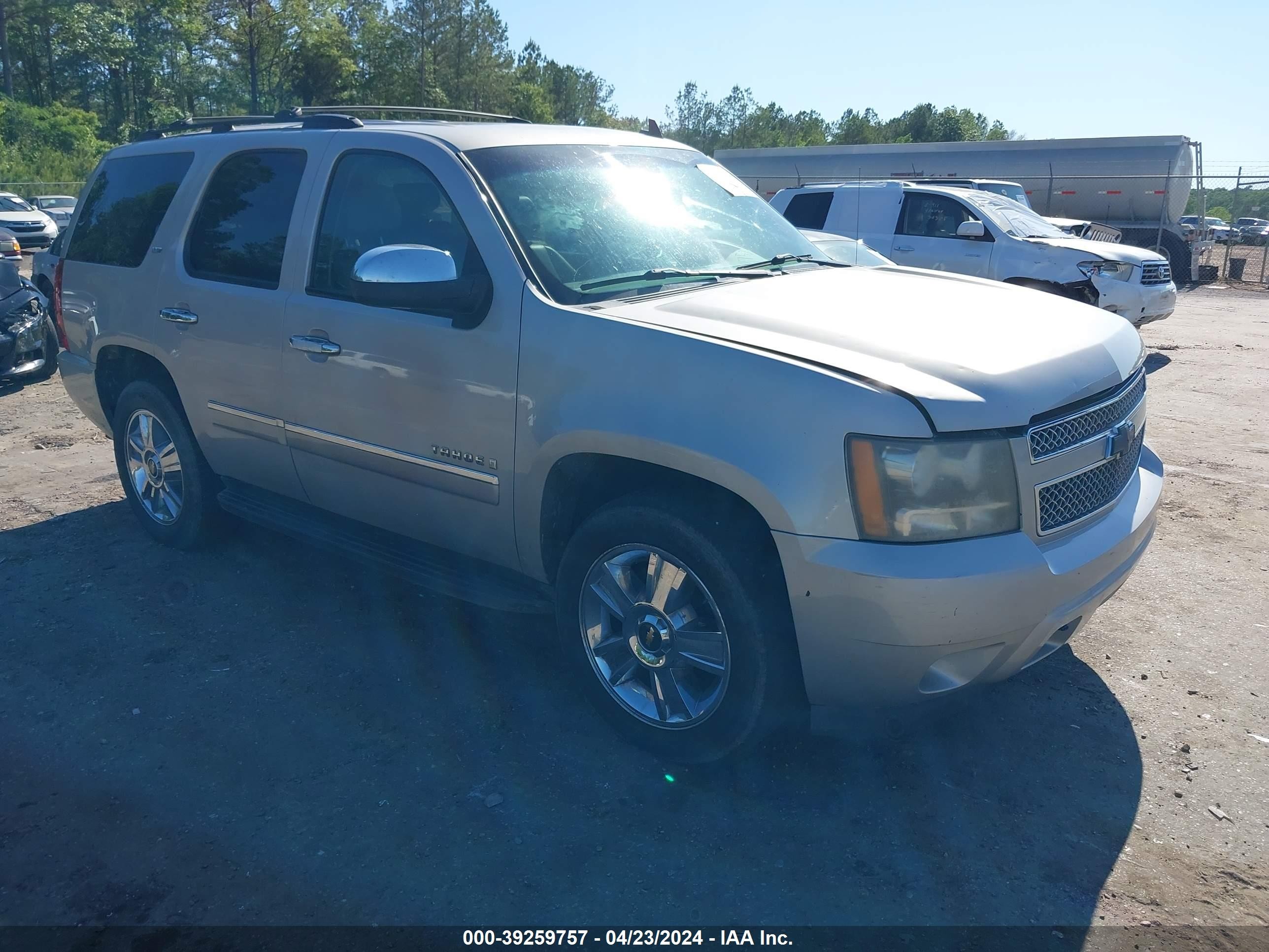 CHEVROLET TAHOE 2009 1gnfc33059r162060