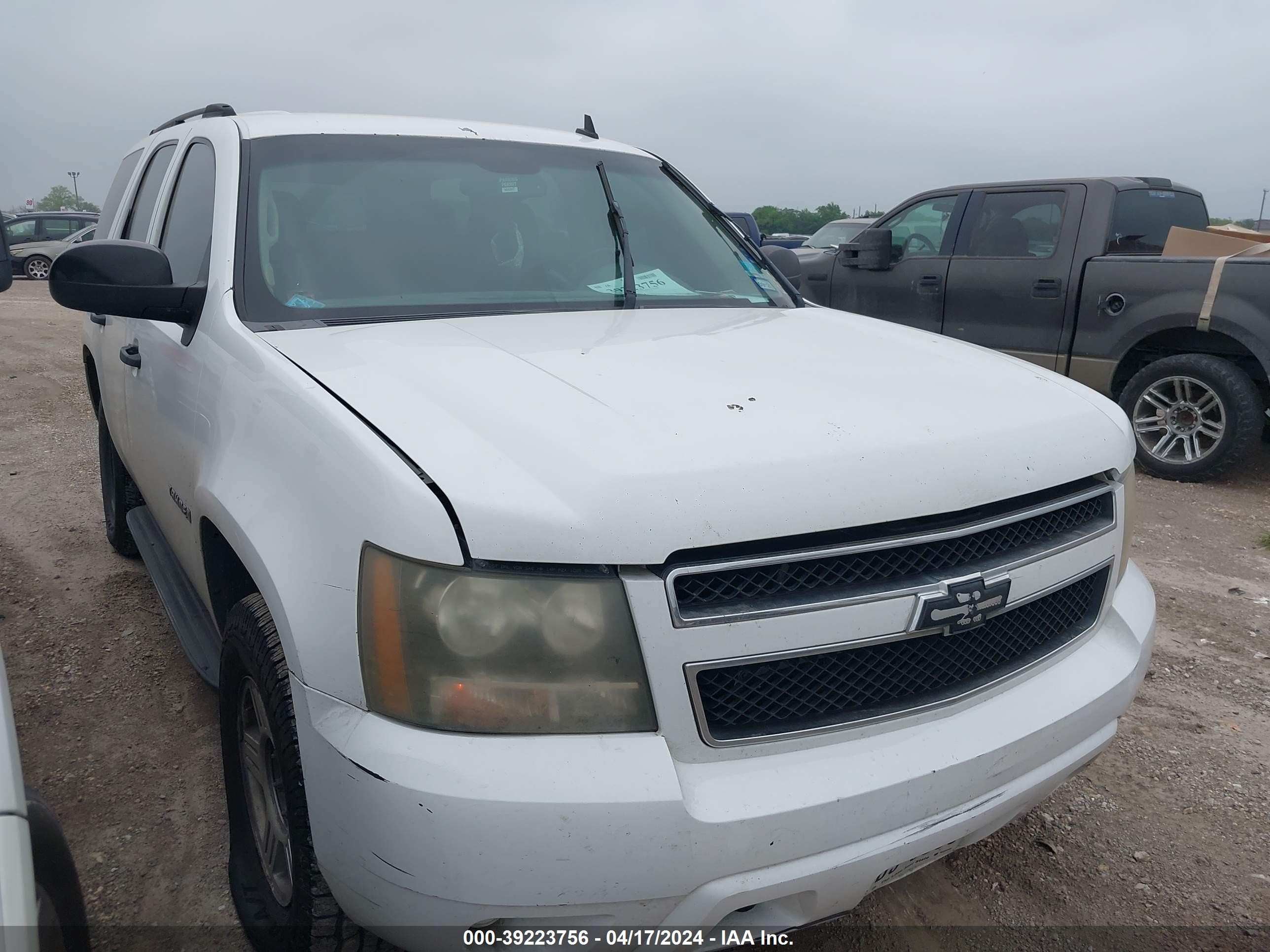 CHEVROLET TAHOE 2007 1gnfk13027r105402