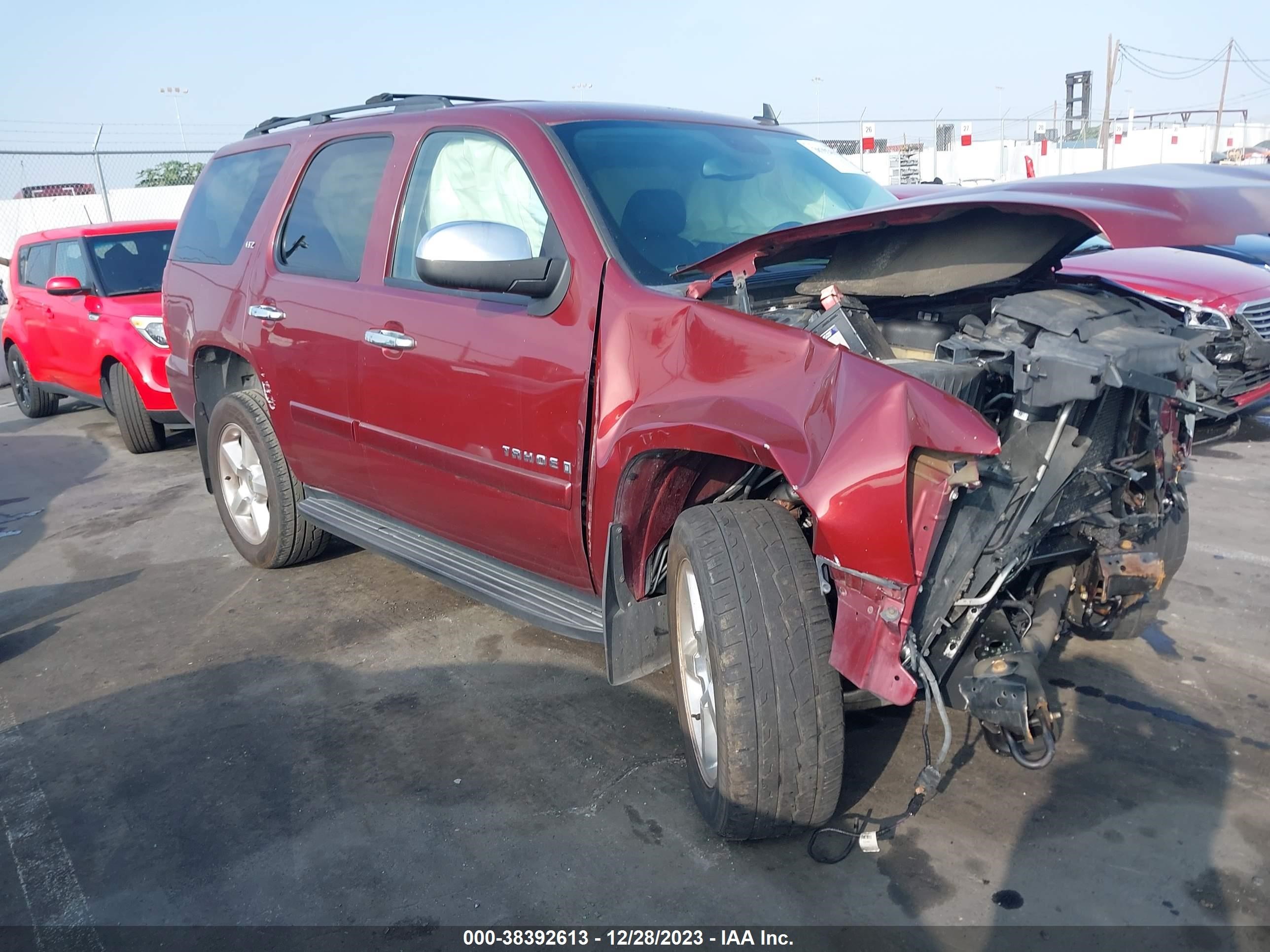 CHEVROLET TAHOE 2008 1gnfk13028j214233