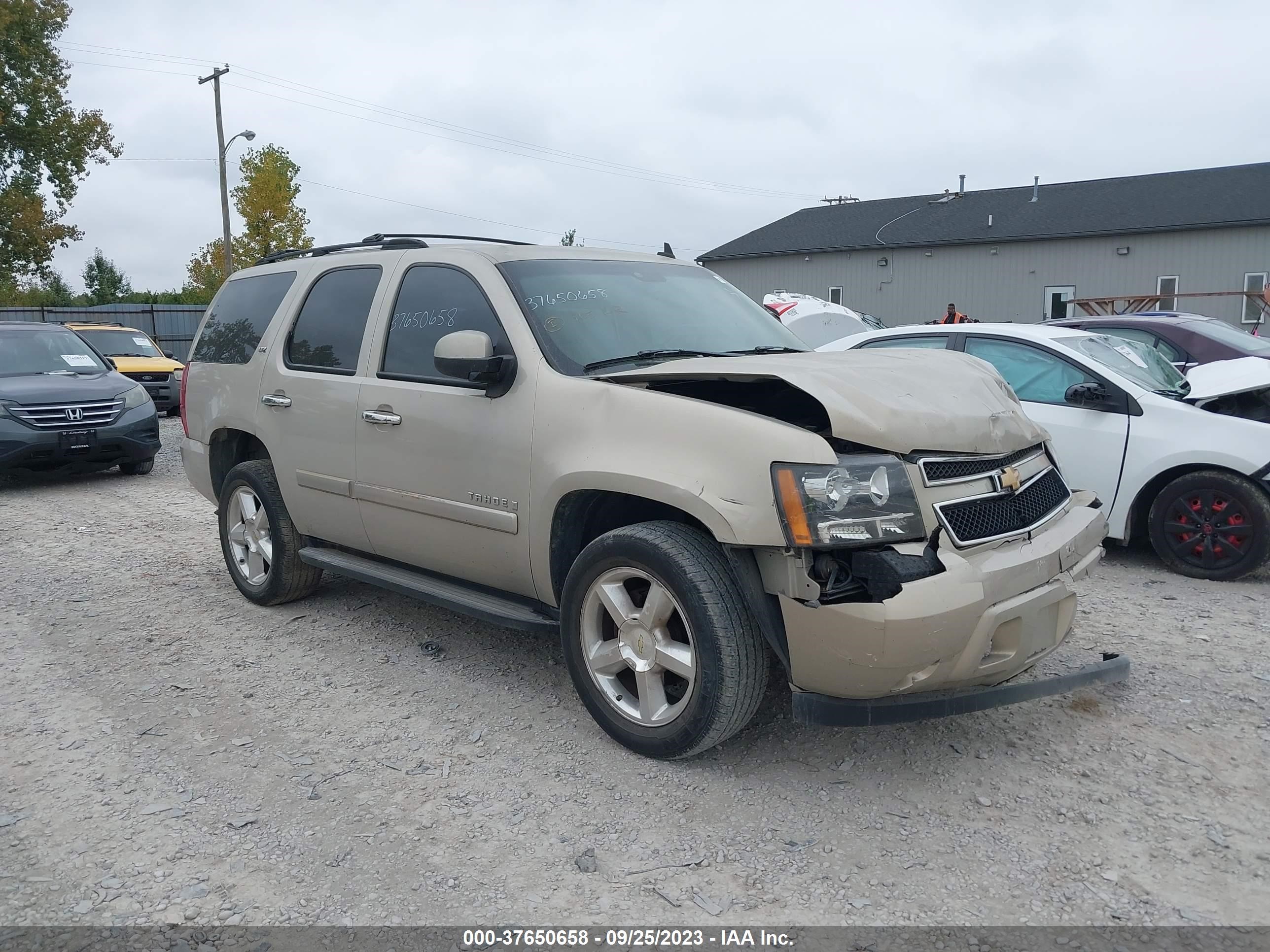 CHEVROLET TAHOE 2007 1gnfk13037r140580