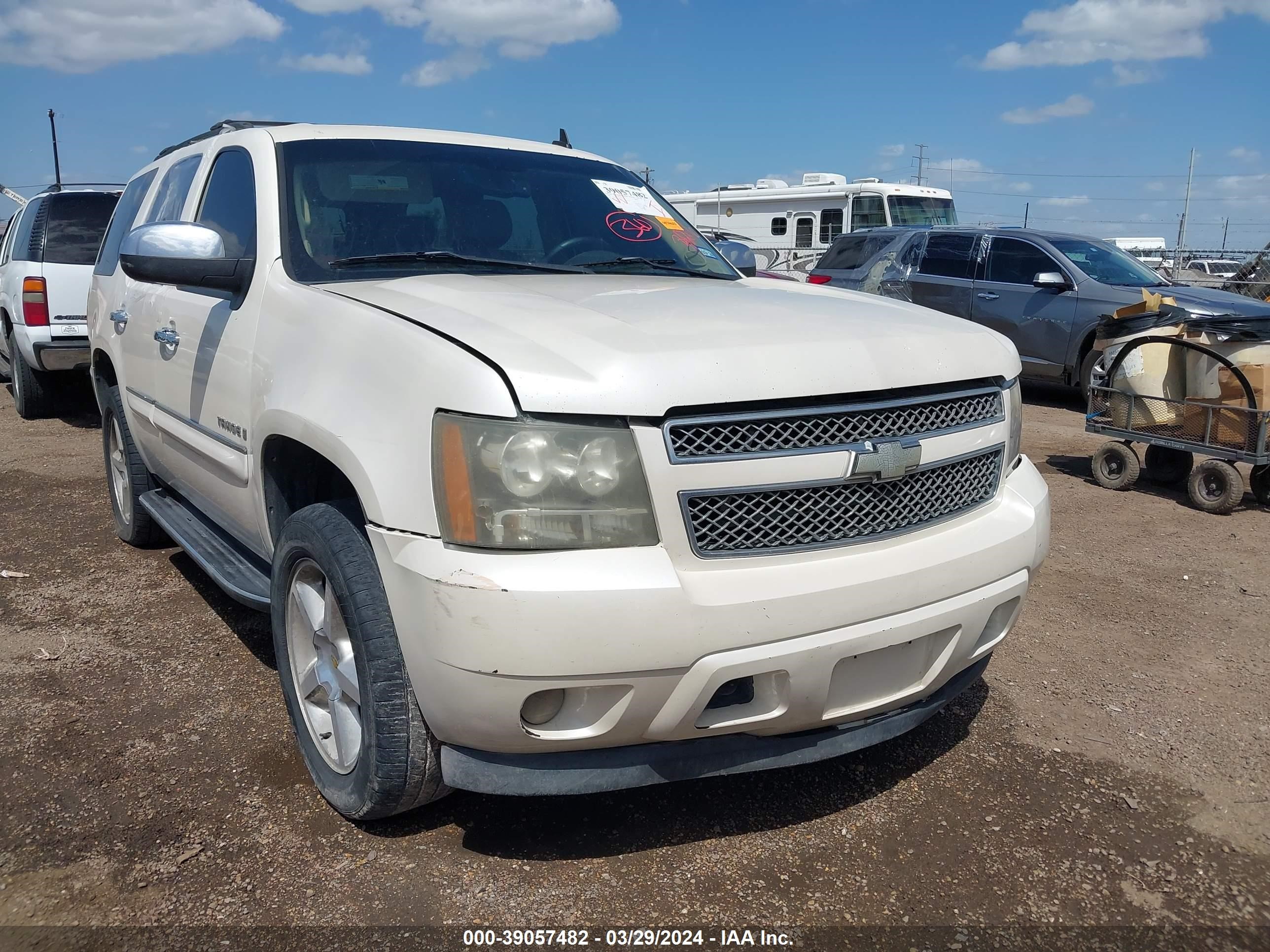 CHEVROLET TAHOE 2008 1gnfk13038r195628