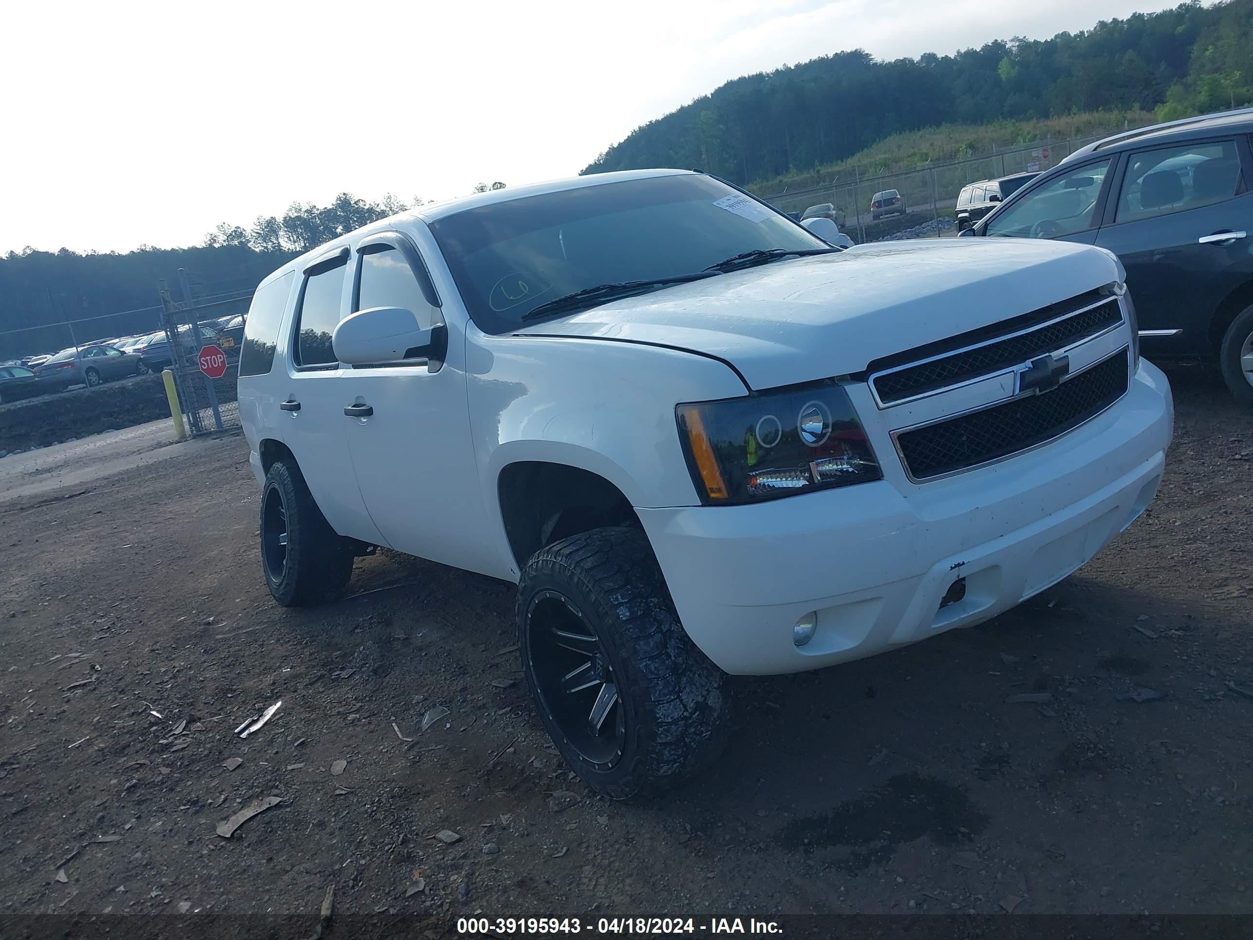 CHEVROLET TAHOE 2008 1gnfk13038r260655