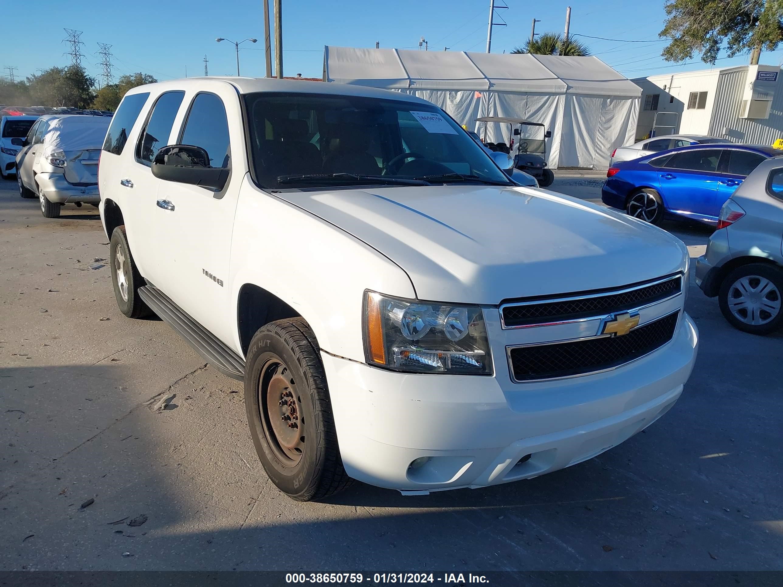 CHEVROLET TAHOE 2008 1gnfk13088r260263