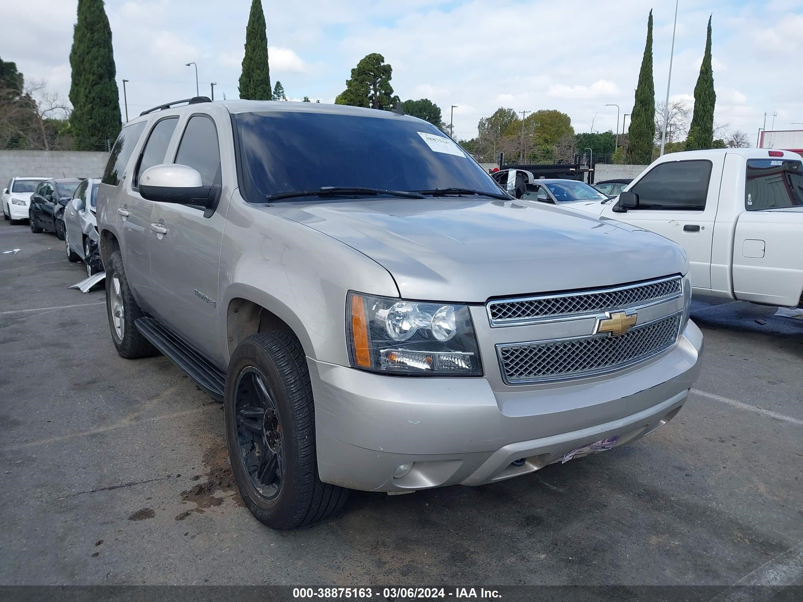 CHEVROLET TAHOE 2007 1gnfk130x7j238388