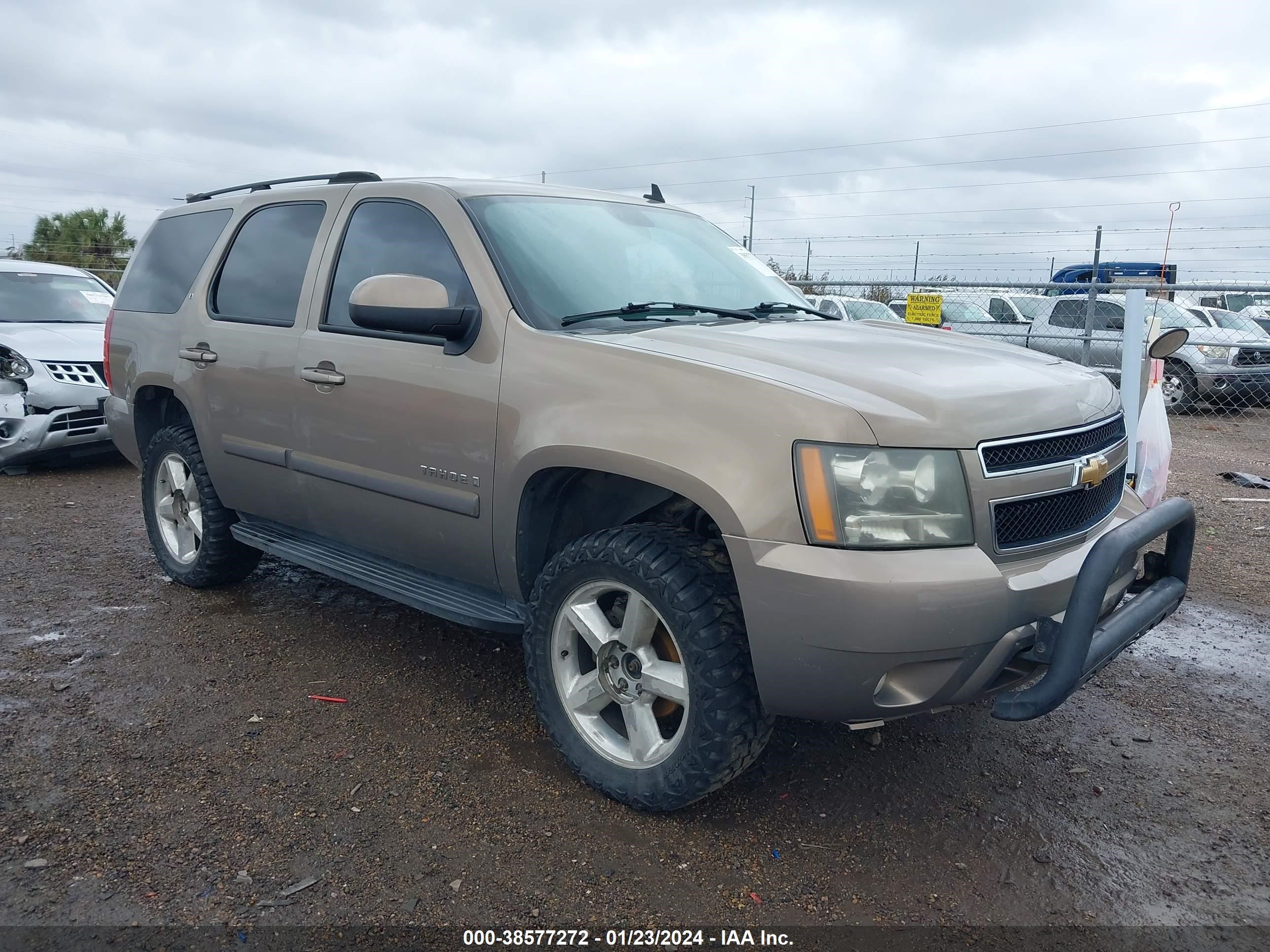 CHEVROLET TAHOE 2007 1gnfk130x7r215923