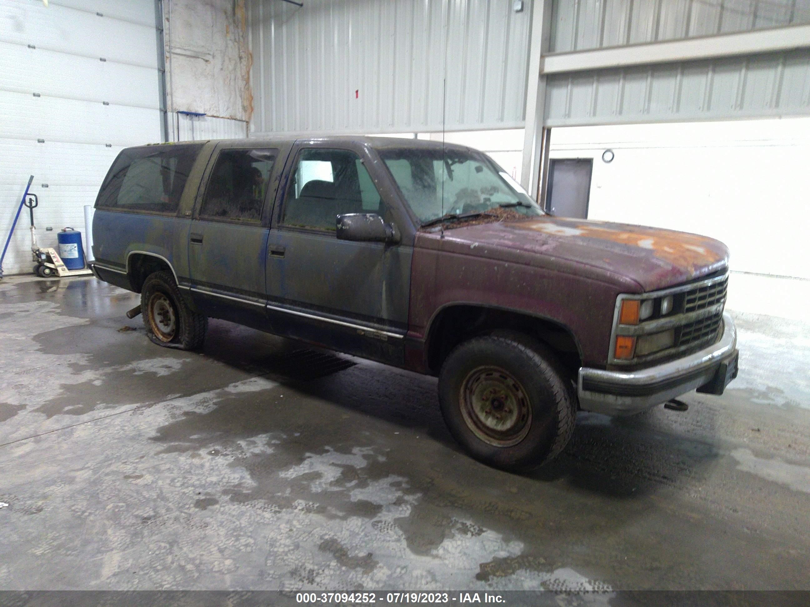 CHEVROLET SUBURBAN 1994 1gnfk16k3rj434348