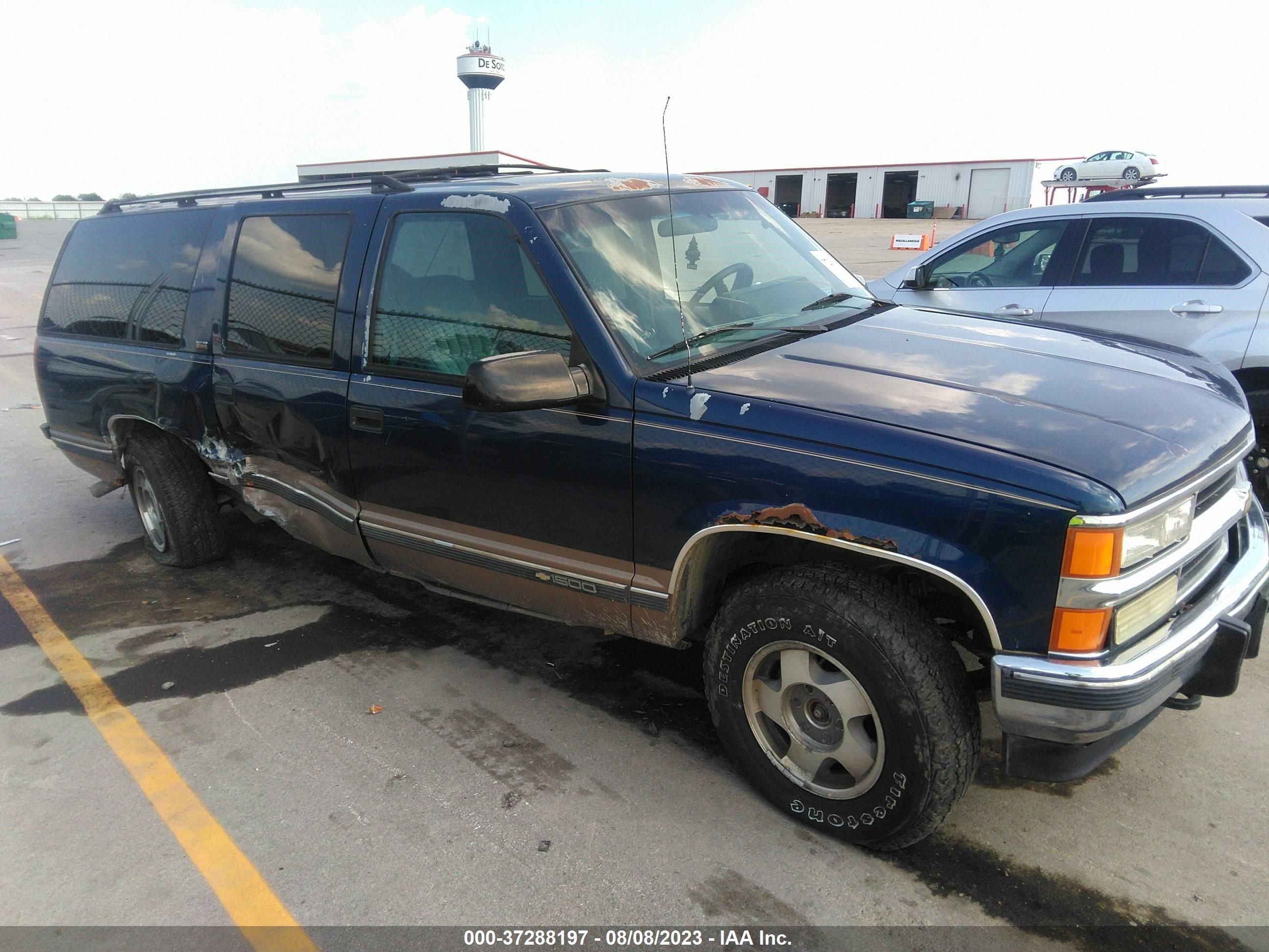 CHEVROLET SUBURBAN 1994 1gnfk16k4rj416912