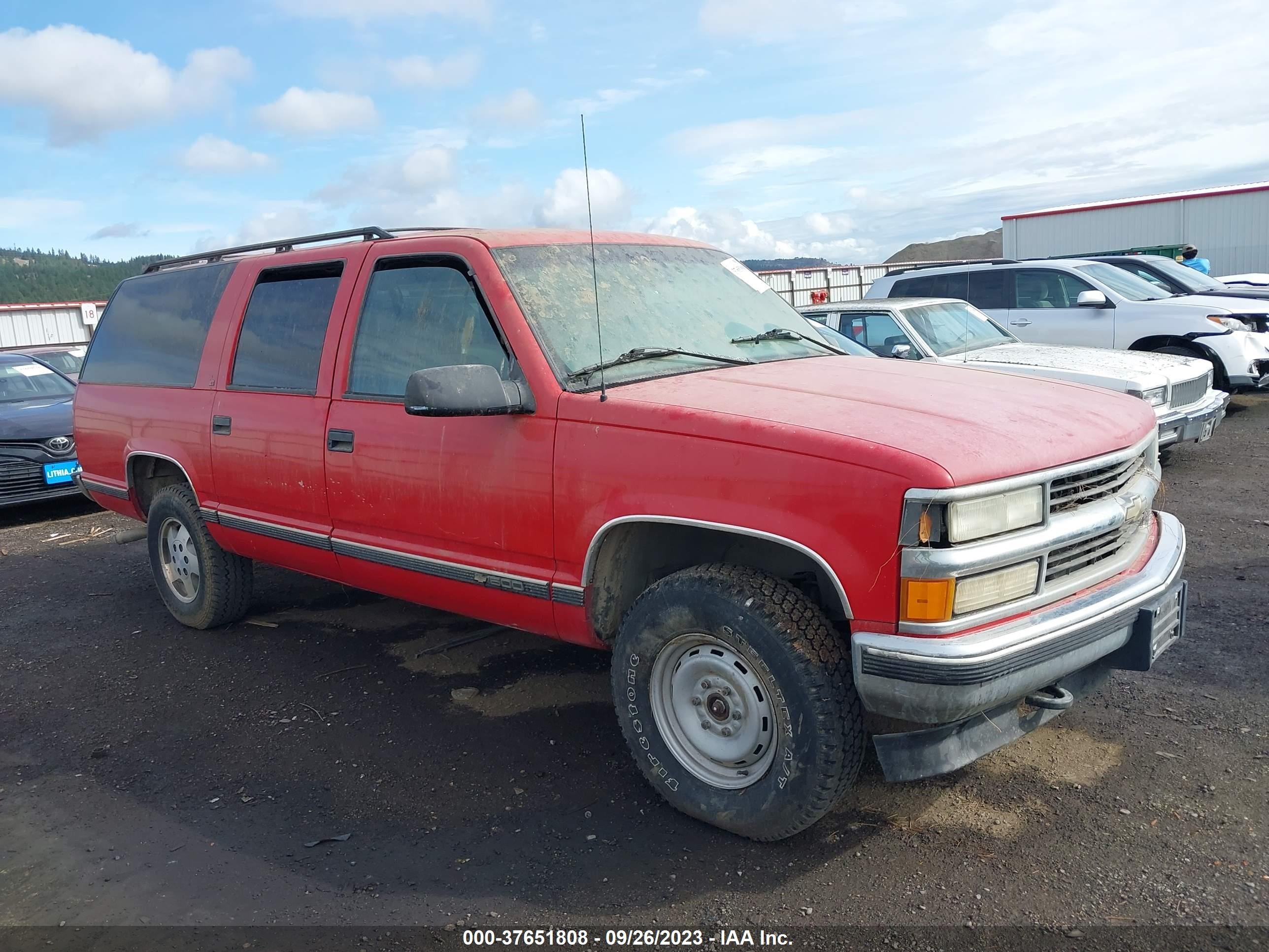 CHEVROLET SUBURBAN 1995 1gnfk16k6sj434270